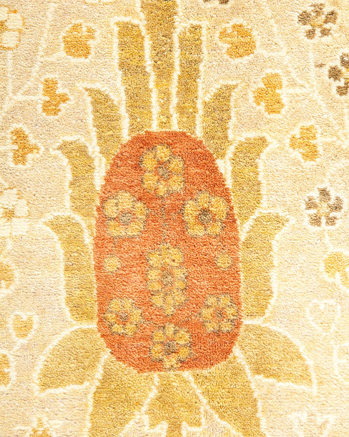 XXIe siècle et contemporain Tapis traditionnel ivoire Mogul unique en son genre fabriqué à la main en vente