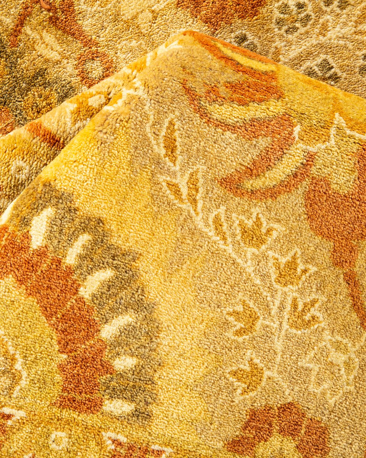 Alfombra tradicional única Hand Made Mogul marfil Pakistaní en venta