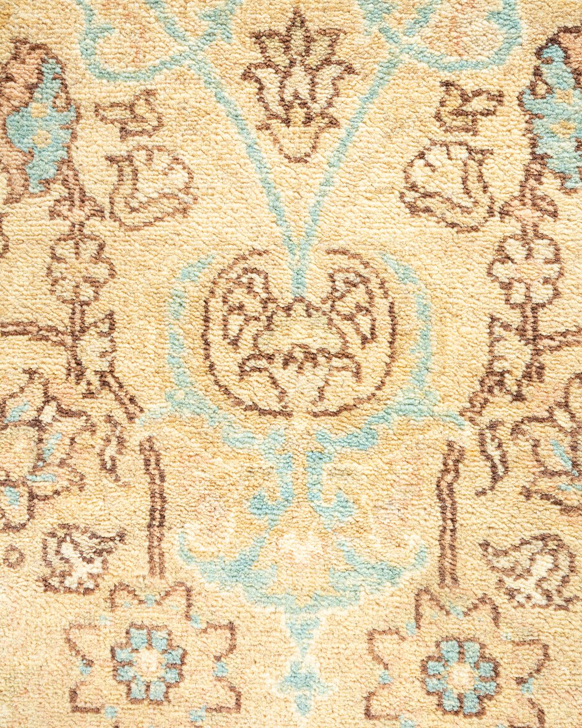Traditioneller handgefertigter elfenbeinfarbener Mogul-Teppich, Unikat (21. Jahrhundert und zeitgenössisch) im Angebot