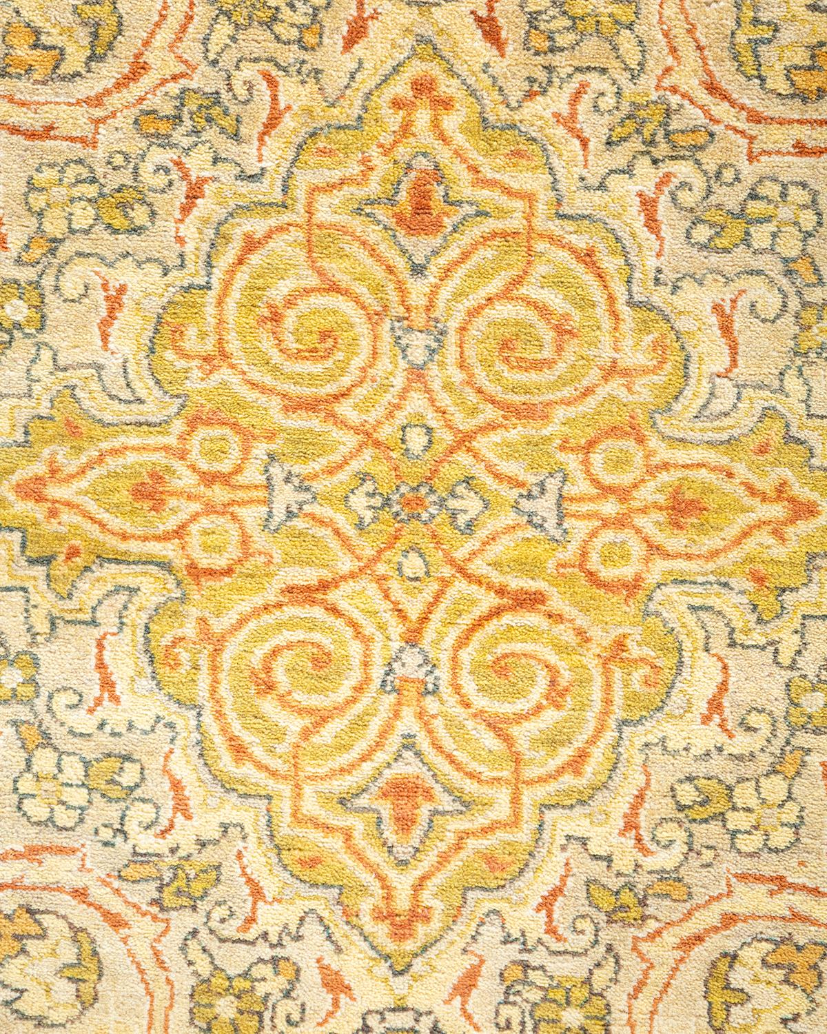XXIe siècle et contemporain Tapis traditionnel ivoire Mogul unique en son genre fabriqué à la main en vente