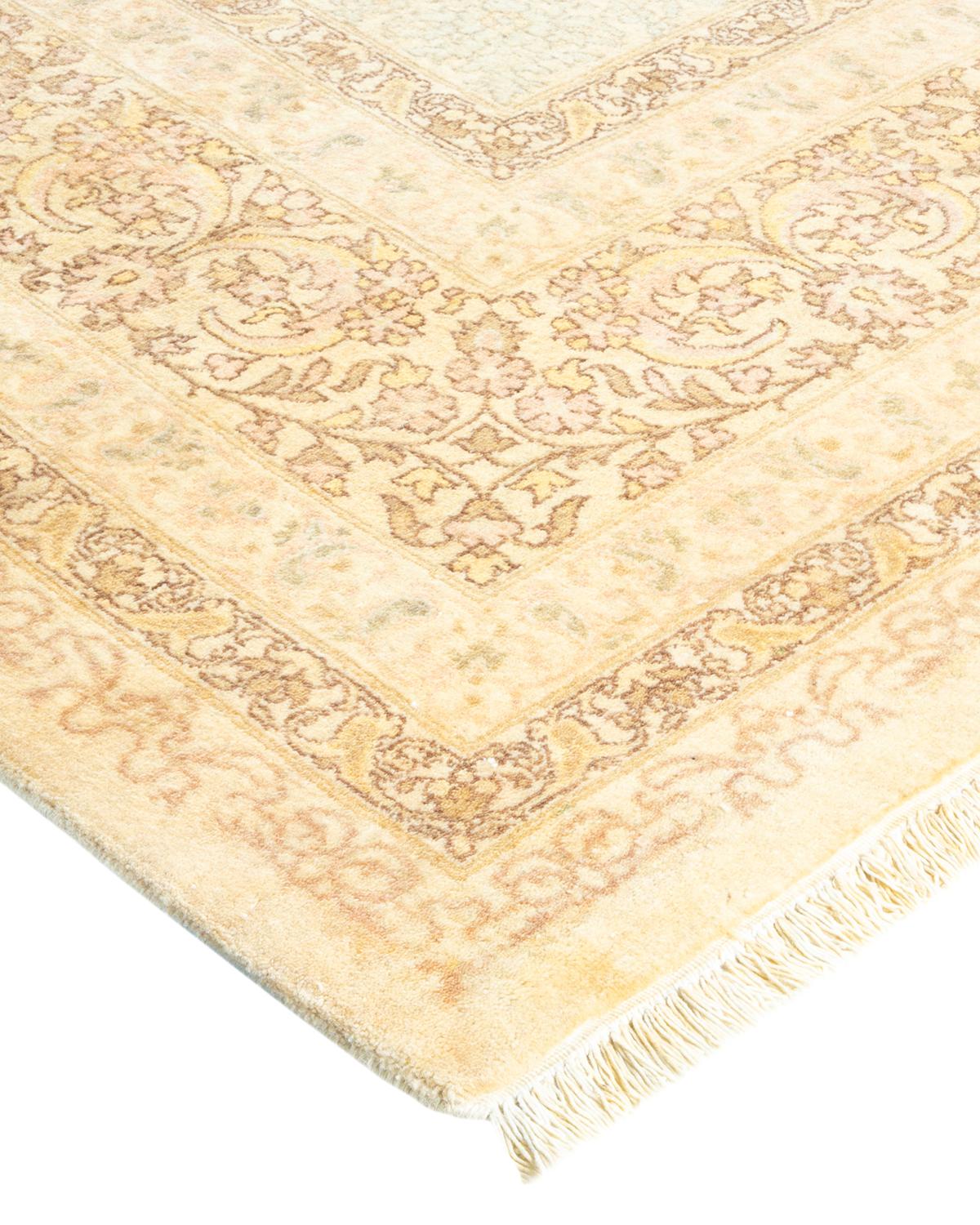 Einzigartiger handgefertigter traditioneller elfenbeinfarbener Mogul-Teppich (Wolle) im Angebot