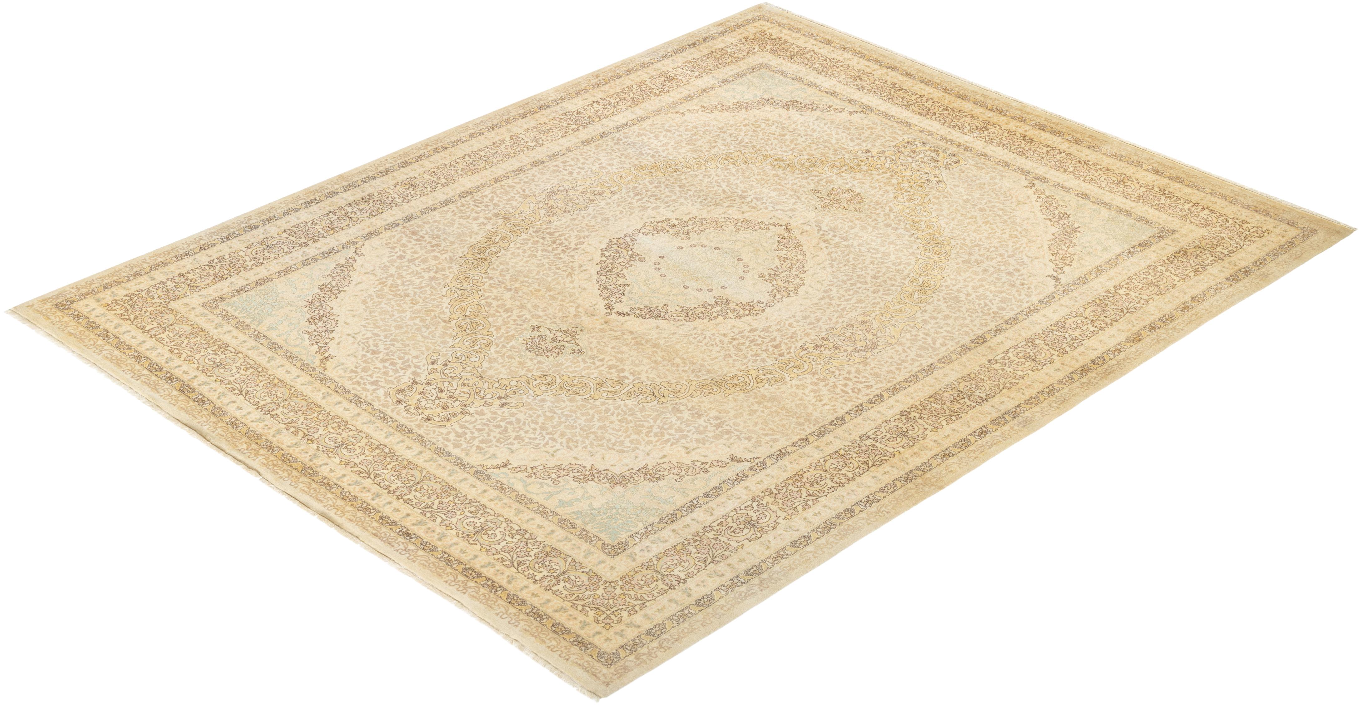 Avec leurs palettes discrètes et leurs motifs à l'envers, les tapis de la collection Mogul apporteront une sophistication intemporelle à n'importe quelle pièce. Influencés par un éventail de motifs turcs, indiens et persans, les artisans qui tissent