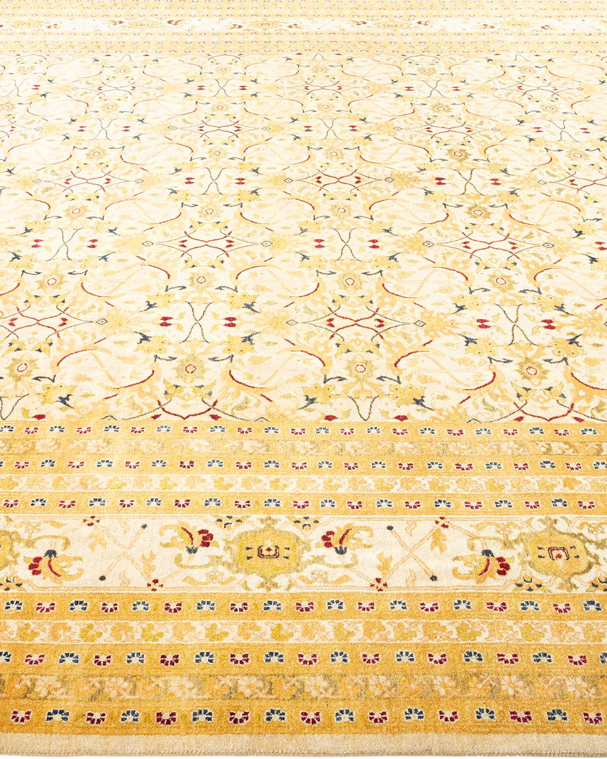 Alfombra tradicional única Hand Made Mogul Marfil en Nuevo Estado en Norwalk, CT