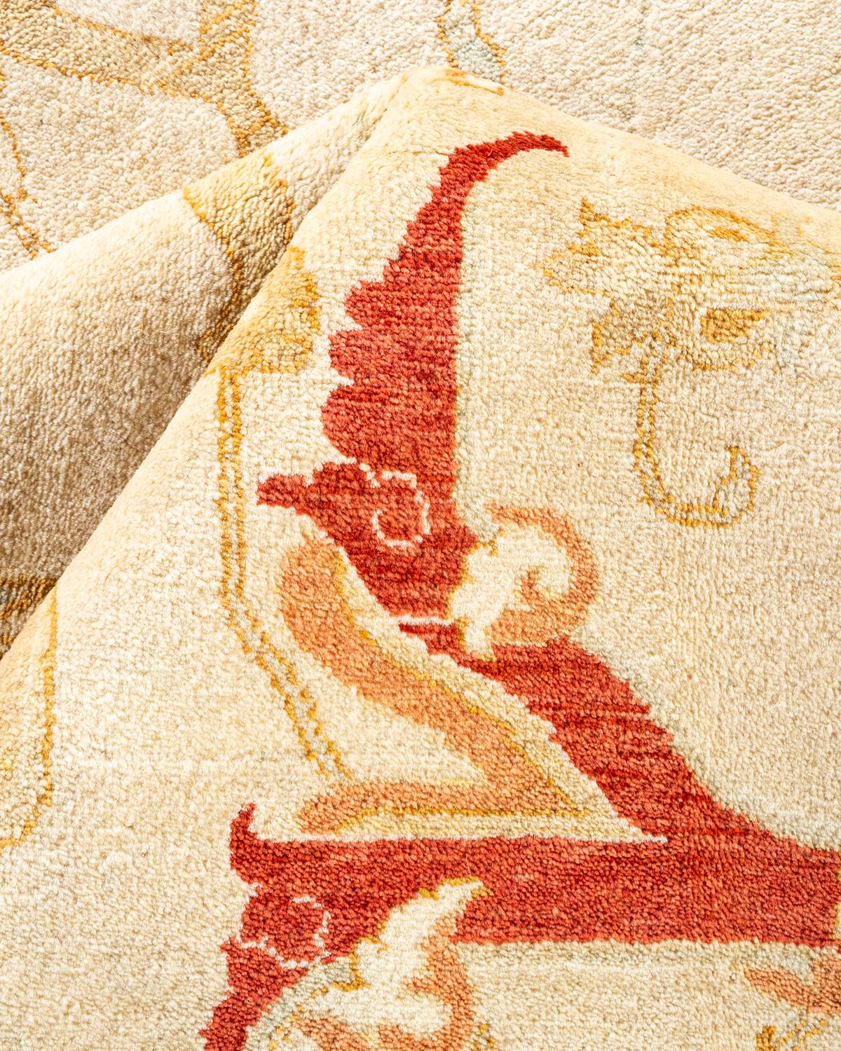 Pakistano Tappeto tradizionale Mogul Ivory, unico nel suo genere, realizzato a mano in vendita