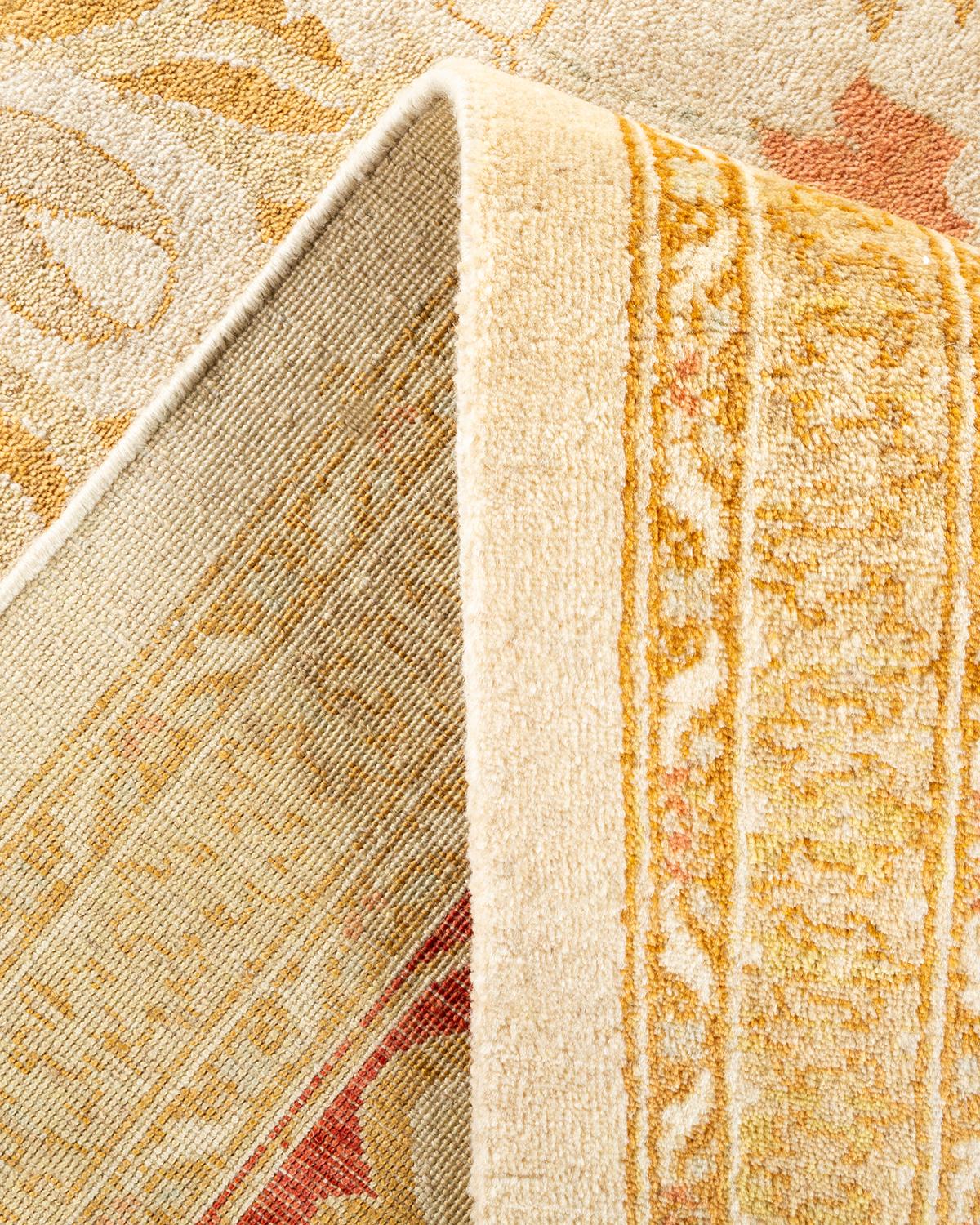 Annodato a mano Tappeto tradizionale Mogul Ivory, unico nel suo genere, realizzato a mano in vendita