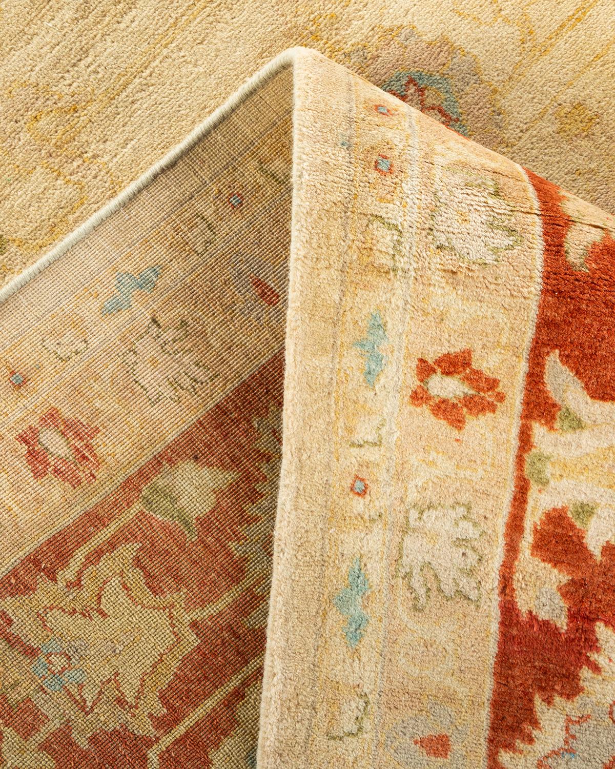Pakistano Tappeto tradizionale Mogul Ivory, unico nel suo genere, realizzato a mano in vendita