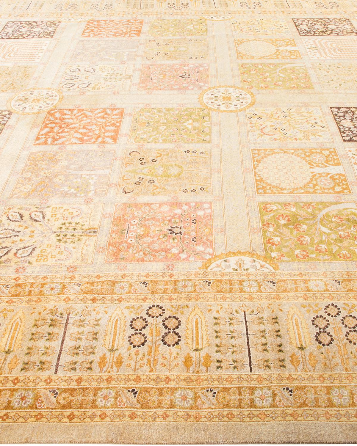 One-of-a-kind Hand Made Traditional Mogul Ivory Area Rug In New Condition For Sale In Norwalk, CT