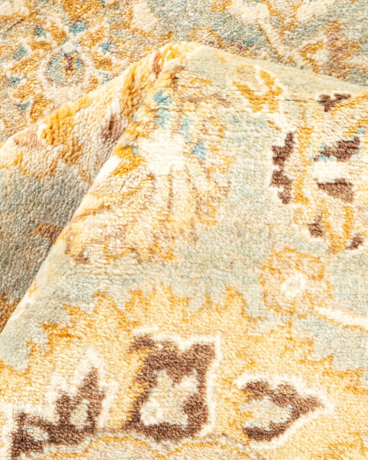 Autre Tapis traditionnel Mogul bleu clair unique en son genre, fabriqué à la main en vente