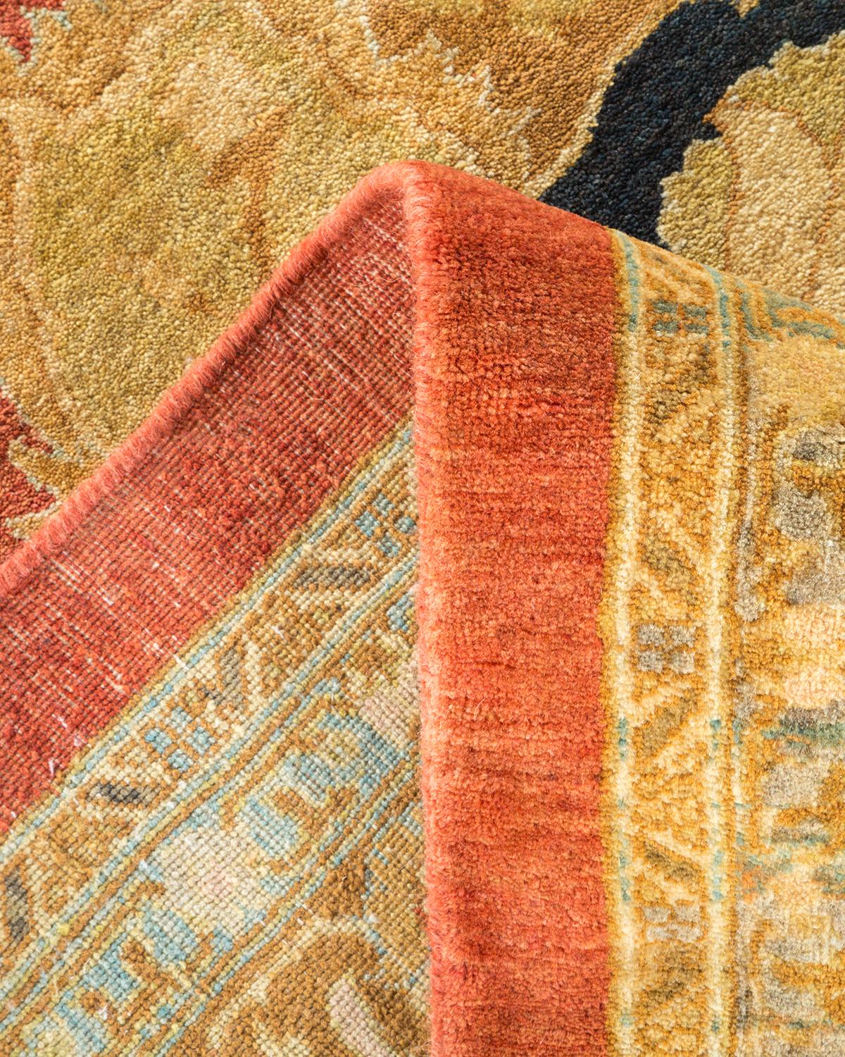 Pakistanais Tapis traditionnel orange Mogul unique en son genre fabriqué à la main en vente