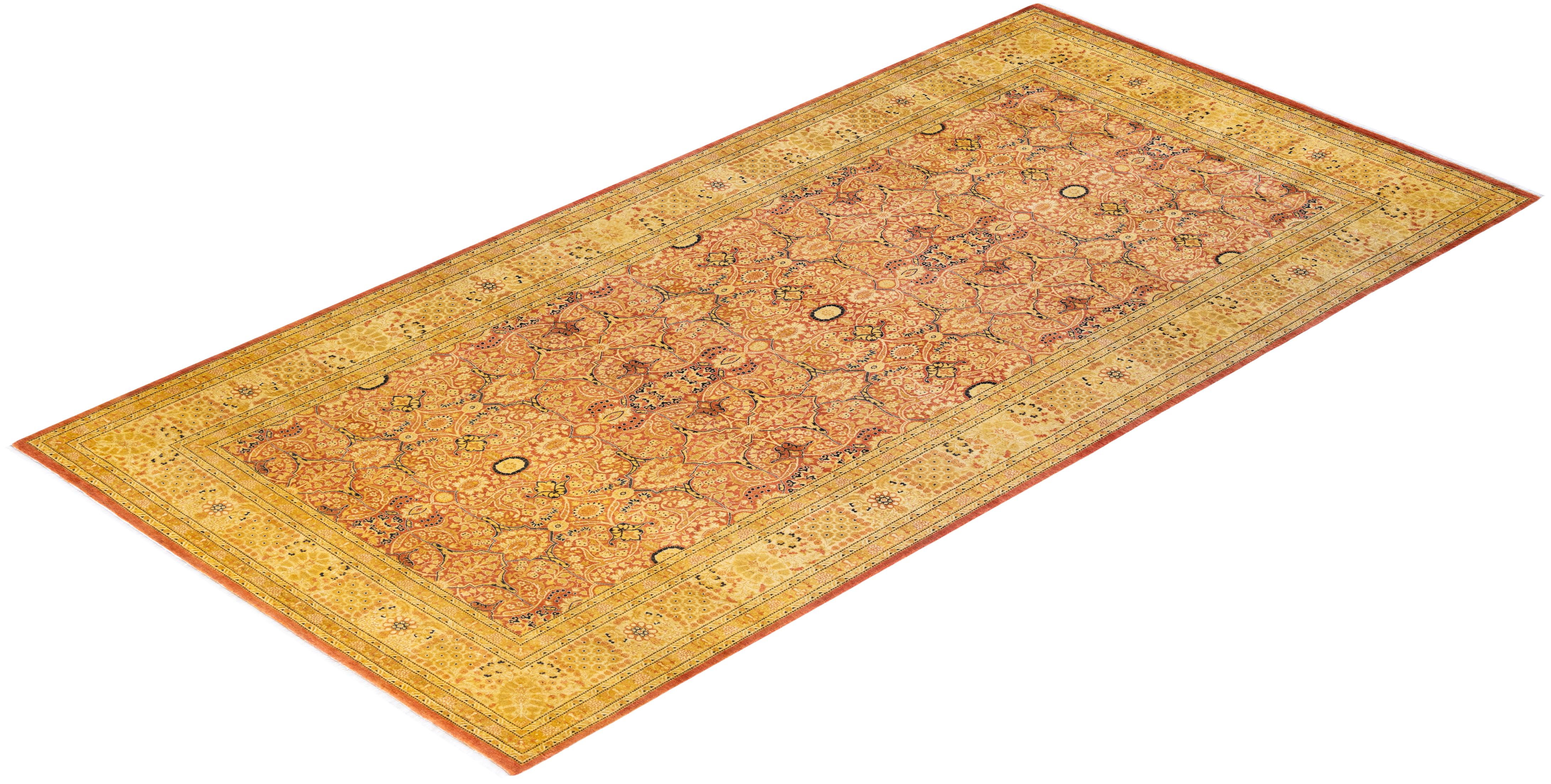 Las alfombras de la colección Mogul, con sus colores discretos y sus diseños en toda la superficie, aportarán una sofisticación atemporal a cualquier habitación. Influenciadas por un espectro de diseños turcos, indios y persas, los artesanos que