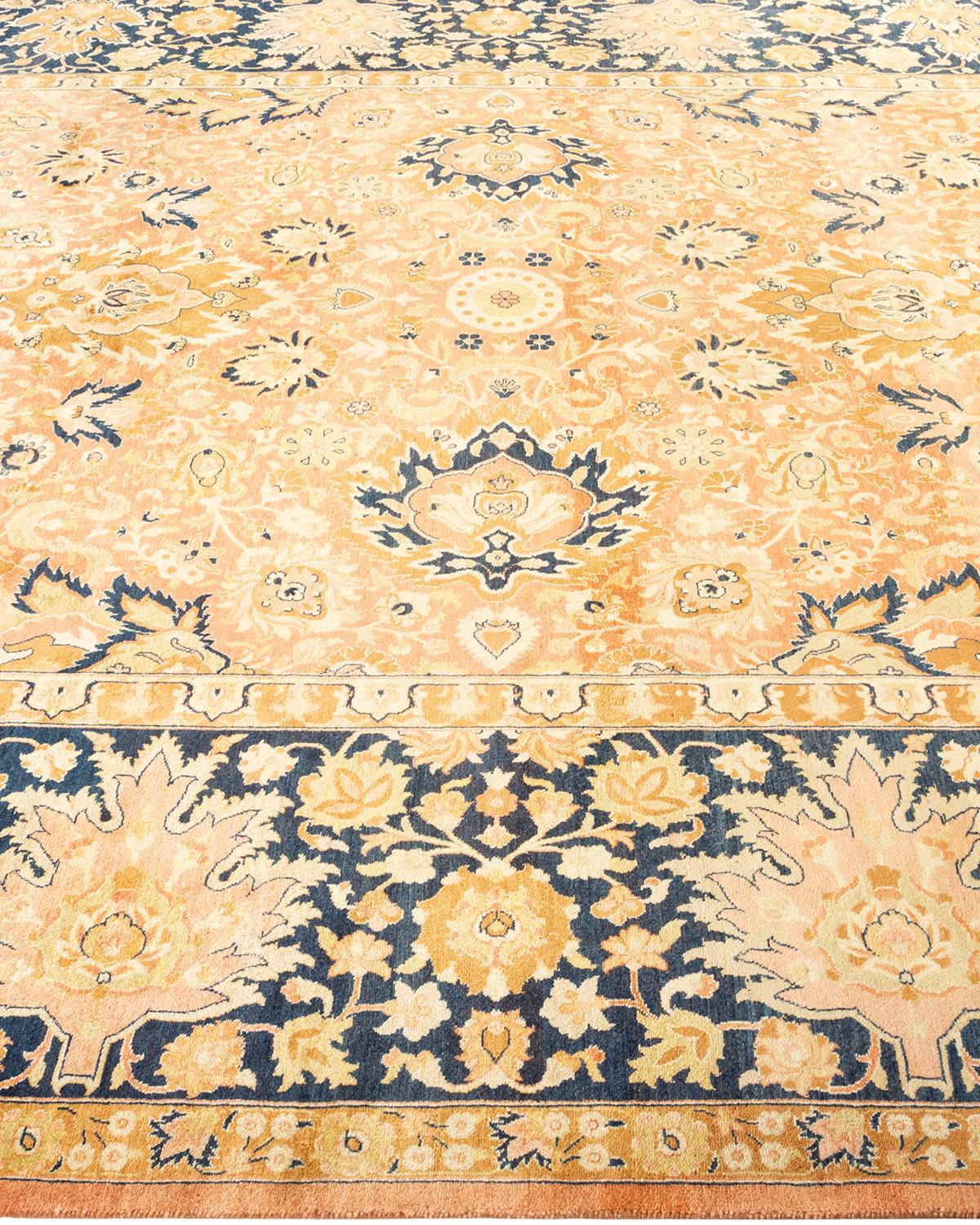 XXIe siècle et contemporain Tapis traditionnel orange Mogul unique en son genre fabriqué à la main en vente