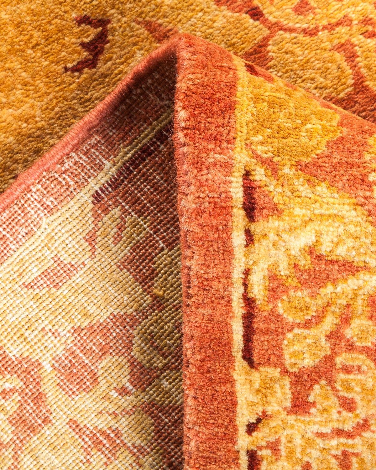 Traditioneller, handgefertigter Mogul-Rosa-Teppich, Unikat (Pakistanisch) im Angebot