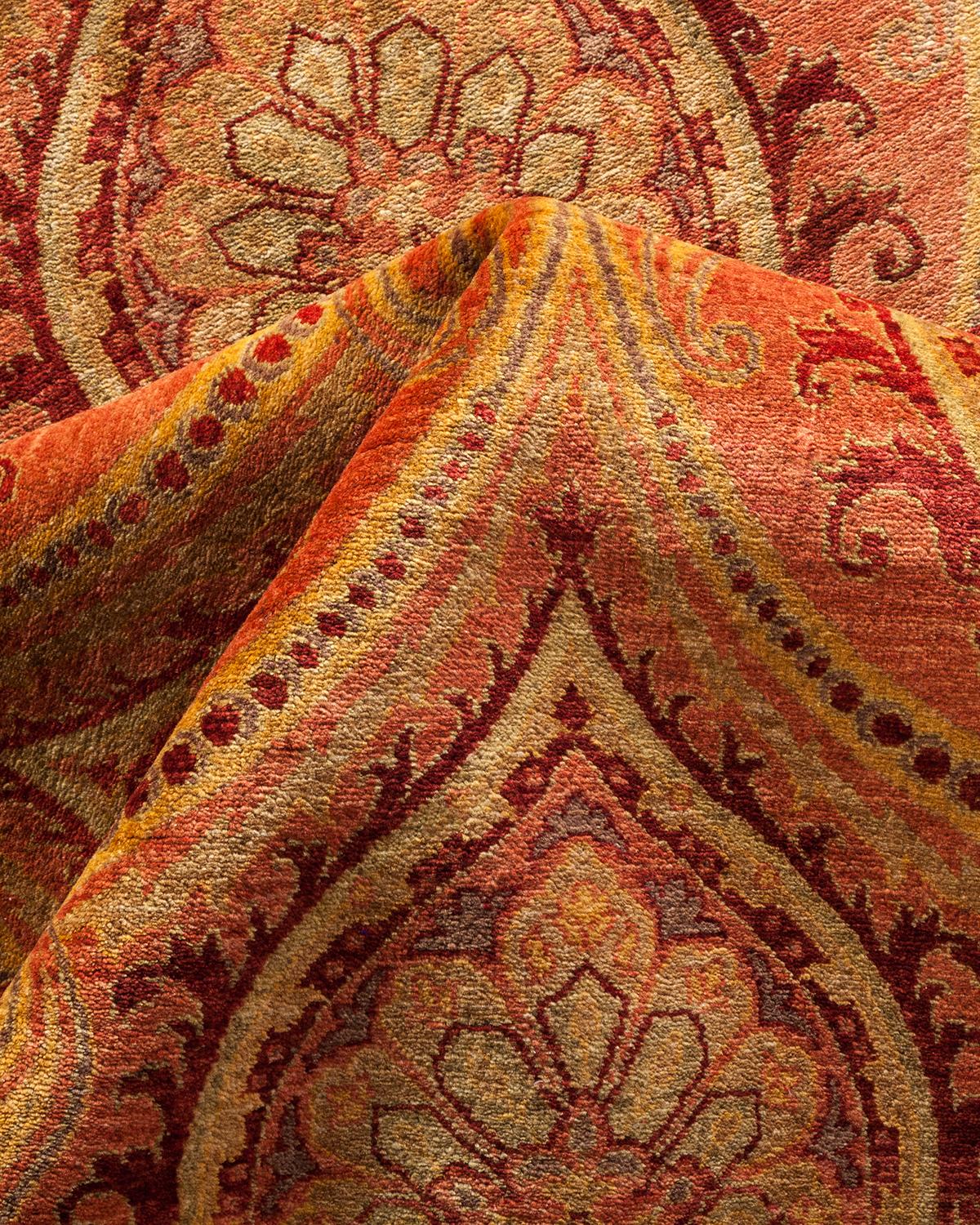 Einzigartiger handgefertigter traditioneller Mogul-Teppich in Rosa (Sonstiges) im Angebot