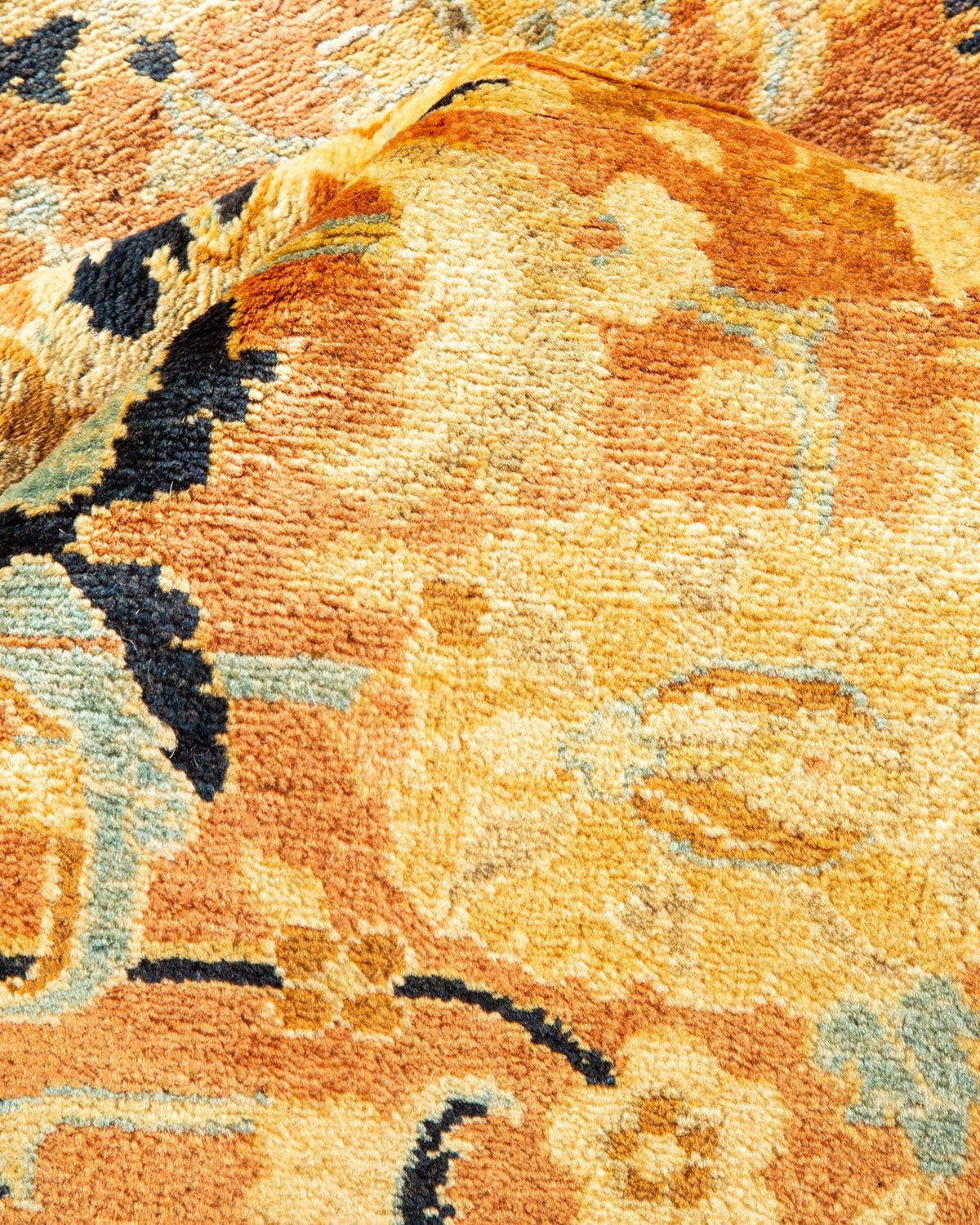 Autre Tapis de sol traditionnel Mogul rose, unique en son genre, fait à la main en vente