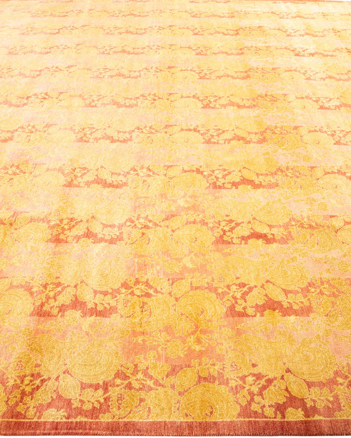 Alfombra tradicional única Hand Made Mogul rosa en Nuevo estado para la venta en Norwalk, CT
