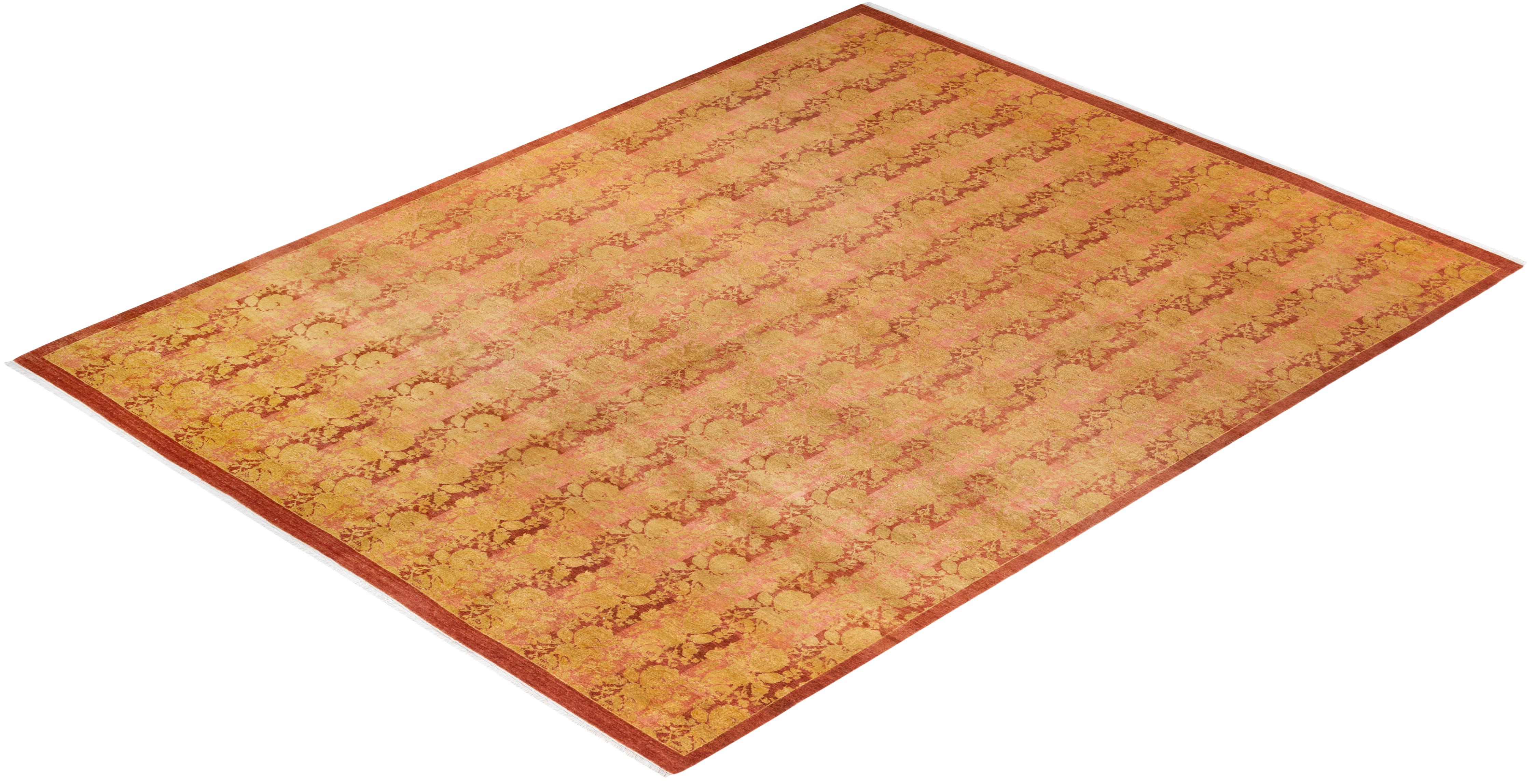 Avec leurs palettes discrètes et leurs motifs allover, les tapis de la collection Mogul apporteront une sophistication intemporelle à n'importe quelle pièce. Influencés par un éventail de motifs turcs, indiens et persans, les artisans qui tissent à