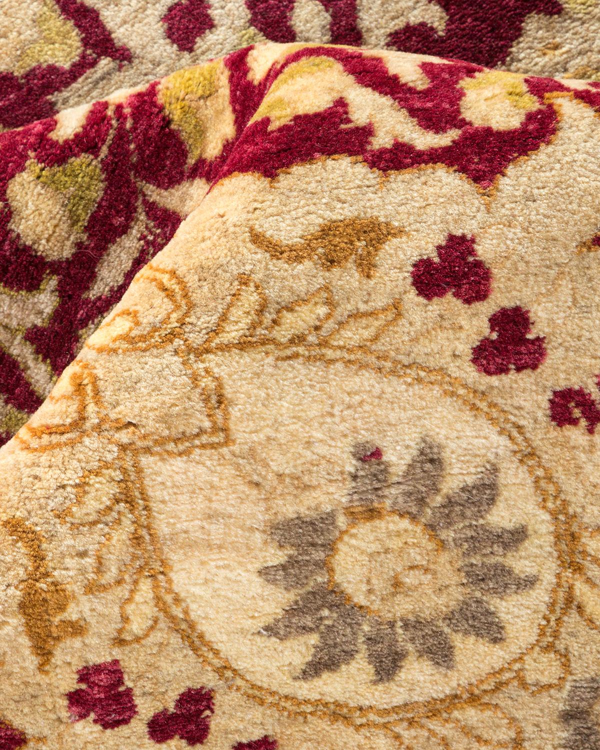 Handgefertigter, traditioneller Mogul-Teppich in Violett, Unikat (Sonstiges) im Angebot