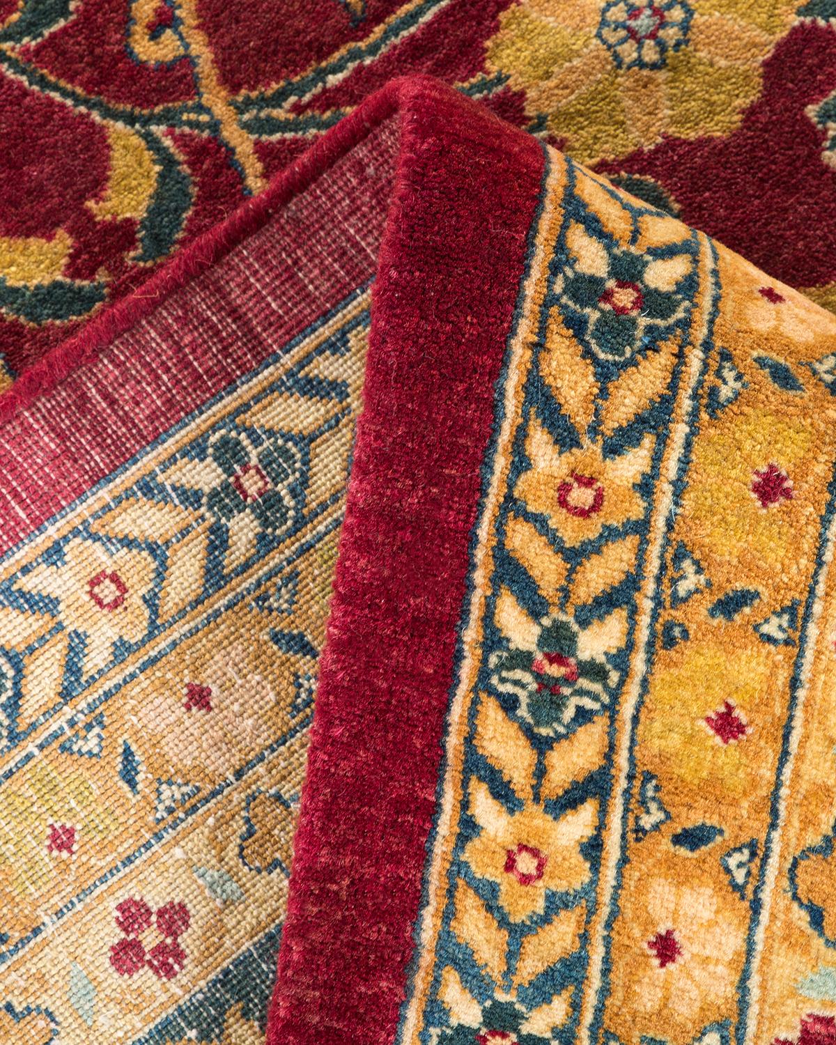 Handgefertigter, traditioneller Mogul-Teppich in Violett, Unikat (Pakistanisch)