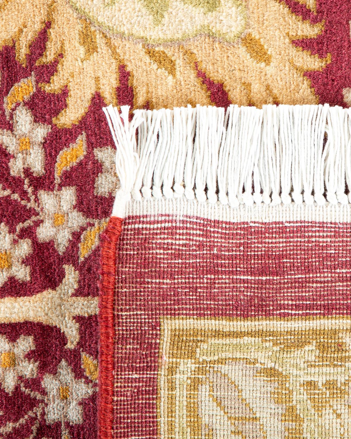 Tapis traditionnel Mogul violet unique en son genre fabriqué à la main Neuf - En vente à Norwalk, CT
