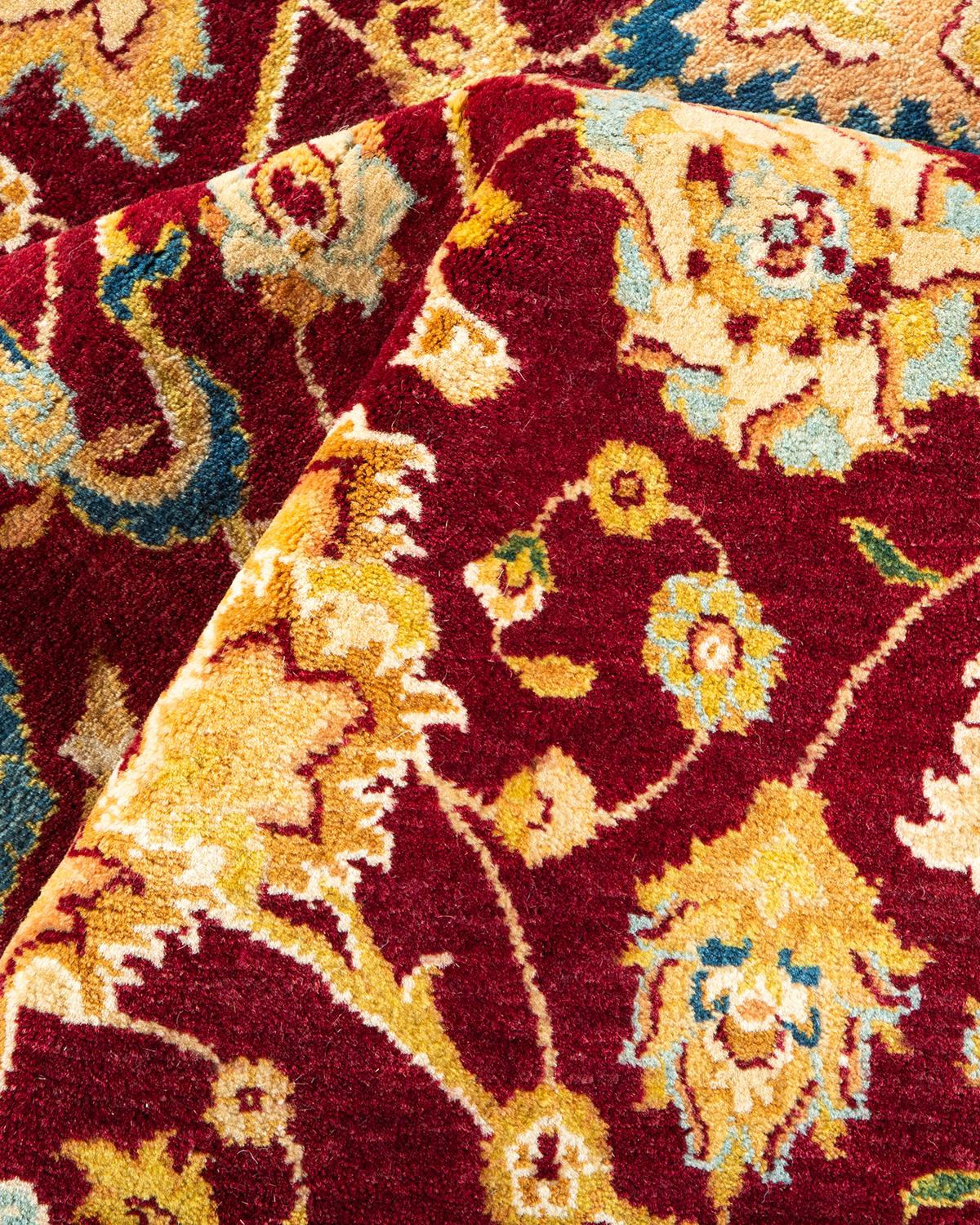 Pakistanais Tapis traditionnel Mogul rouge unique fait à la main, unique en son genre en vente