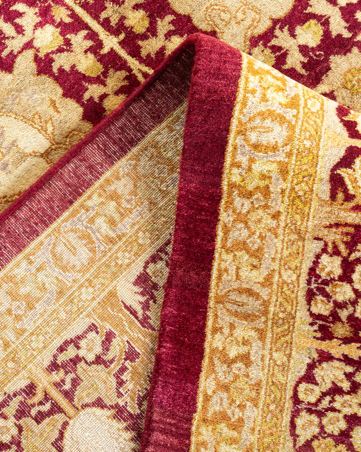 Pakistanais Tapis traditionnel Mogul rouge unique fait à la main, unique en son genre en vente