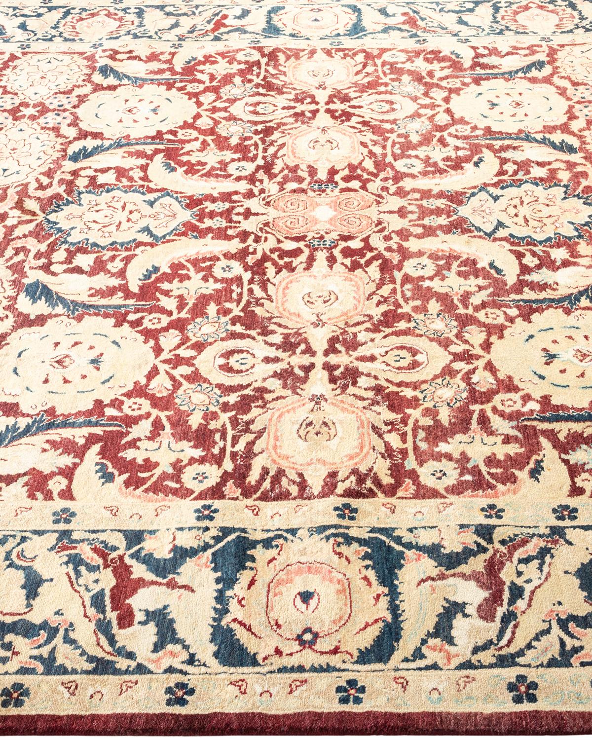 Tappeto tradizionale Mogul Red, unico nel suo genere, realizzato a mano In condizioni Nuovo a Norwalk, CT