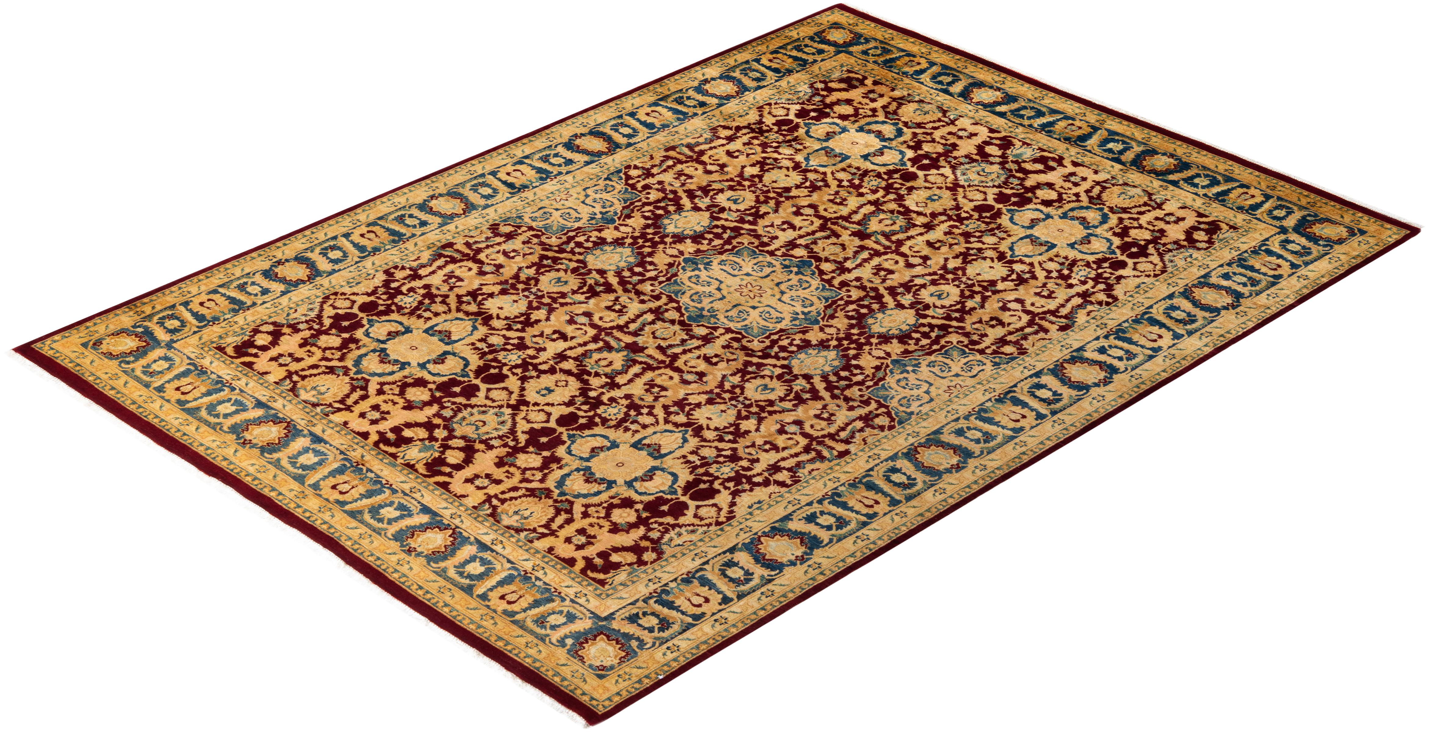 Avec leurs palettes discrètes et leurs motifs allover, les tapis de la collection Mogul apporteront une sophistication intemporelle à n'importe quelle pièce. Influencés par un éventail de motifs turcs, indiens et persans, les artisans qui tissent à