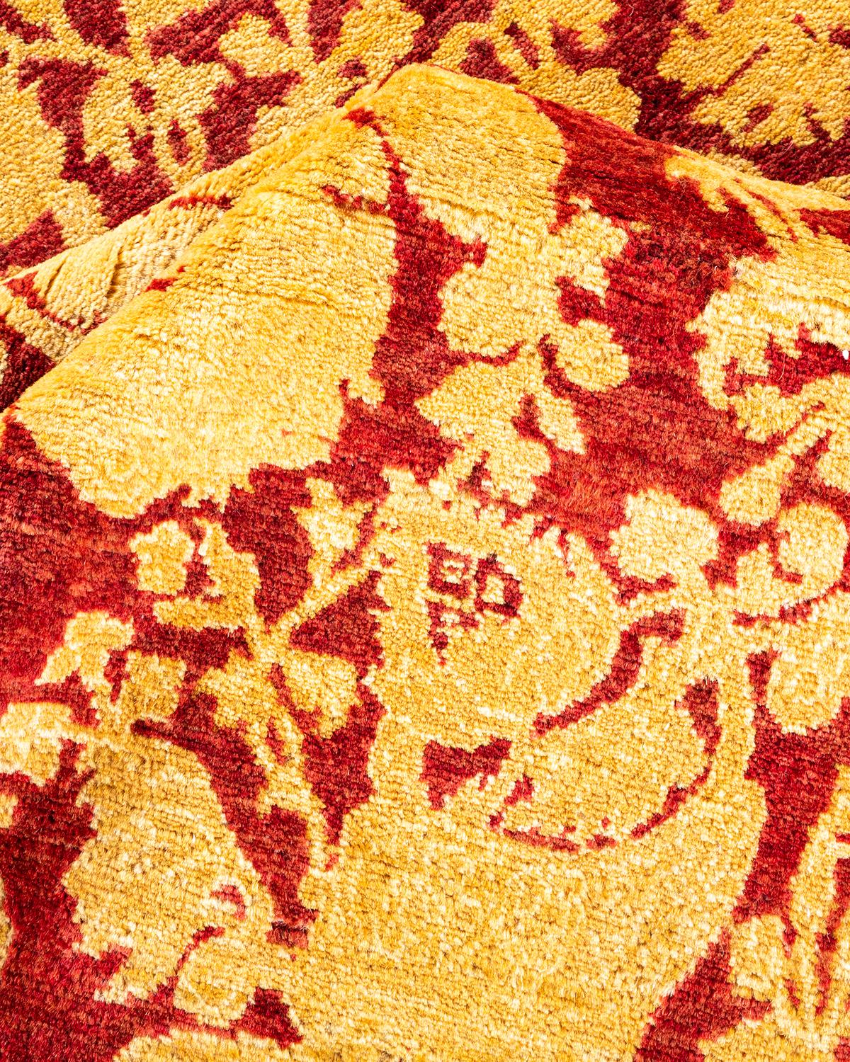 Pakistanais Tapis traditionnel Mogul rouge unique fait à la main, unique en son genre en vente