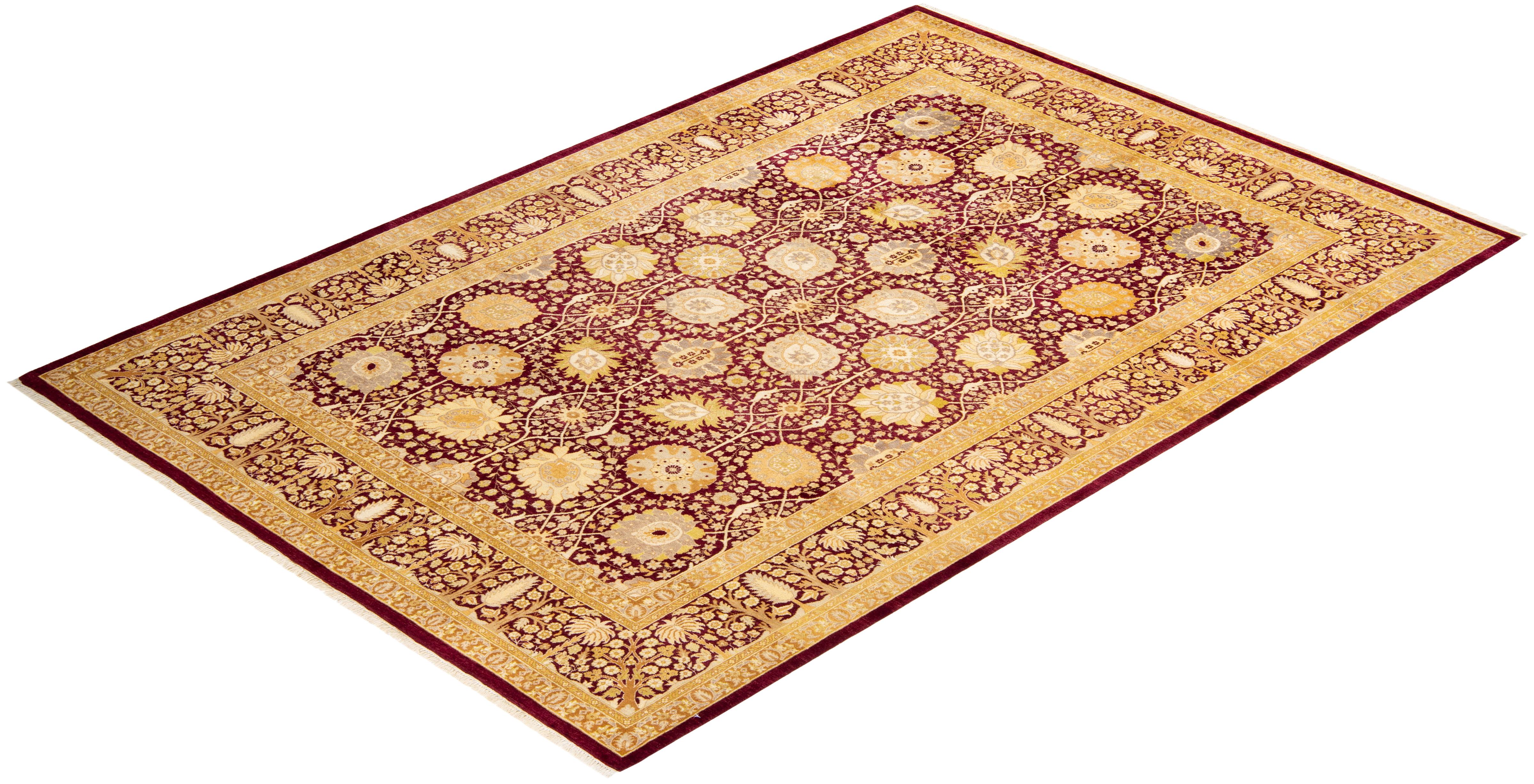 Avec leurs palettes discrètes et leurs motifs à l'envers, les tapis de la collection Mogul apporteront une sophistication intemporelle à n'importe quelle pièce. Influencés par un éventail de motifs turcs, indiens et persans, les artisans qui tissent