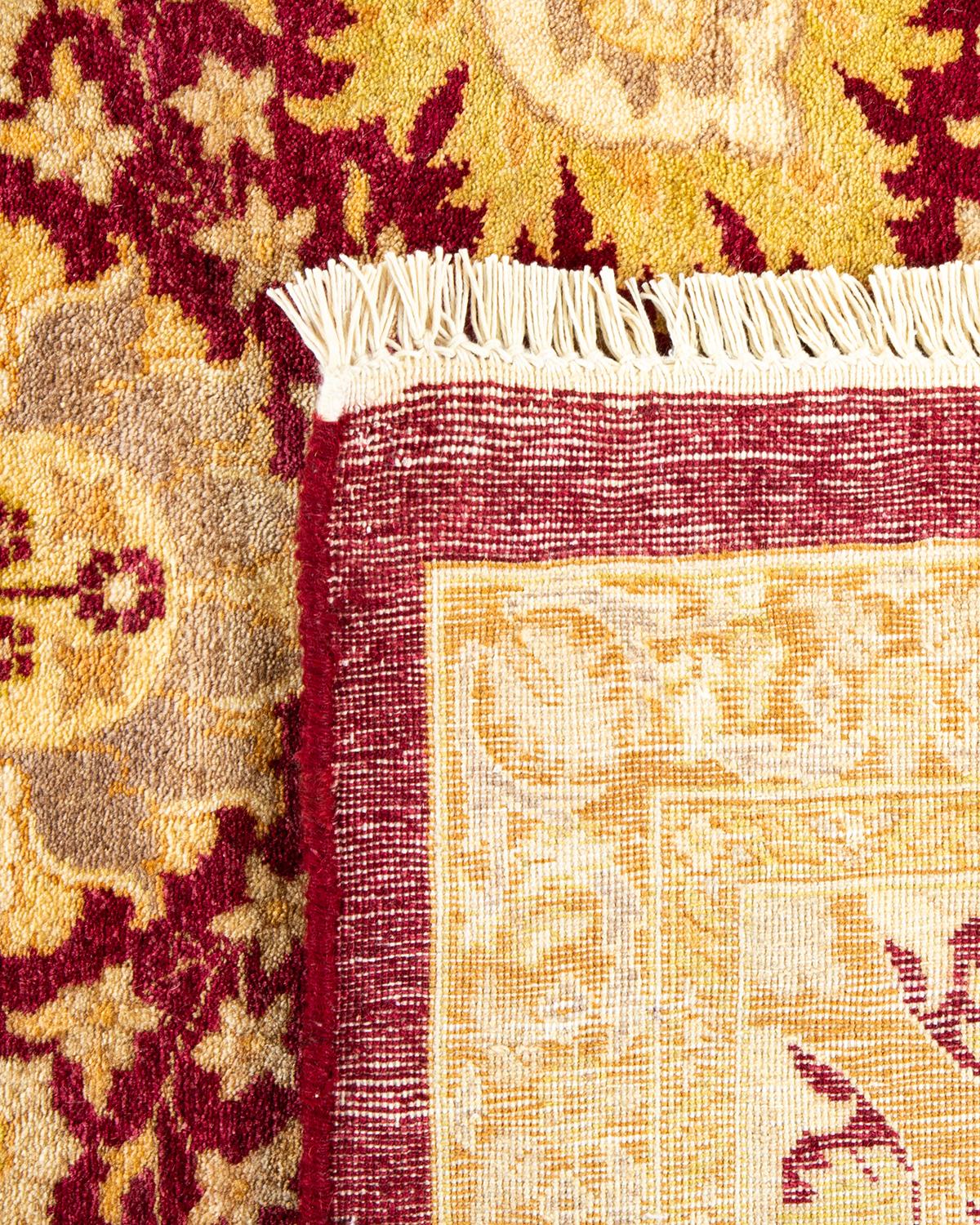 Noué à la main Tapis traditionnel Mogul rouge unique fait à la main, unique en son genre en vente