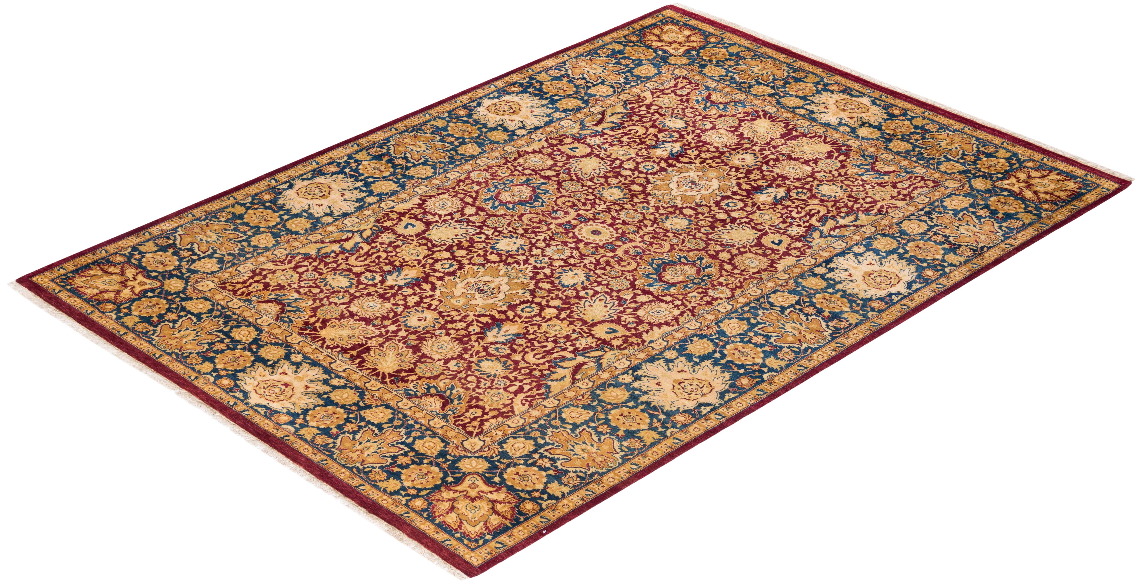 Avec leurs palettes discrètes et leurs motifs à l'envers, les tapis de la collection Mogul apporteront une sophistication intemporelle à n'importe quelle pièce. Influencés par un éventail de motifs turcs, indiens et persans, les artisans qui tissent