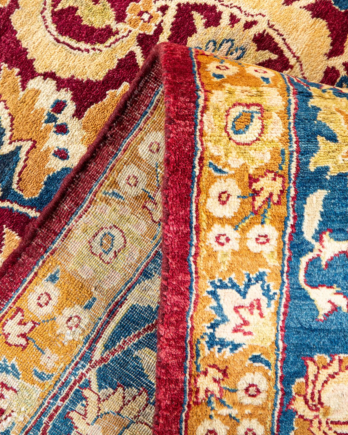 Pakistanais Tapis traditionnel Mogul rouge unique fait à la main, unique en son genre en vente