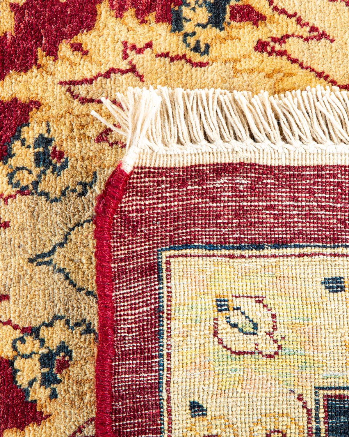 Handgefertigter, traditioneller Mogul-Roter Teppich, Unikat (Handgeknüpft) im Angebot