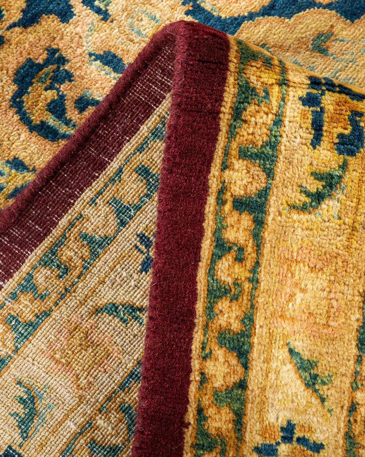Pakistanais Tapis traditionnel Mogul rouge unique fait à la main, unique en son genre en vente