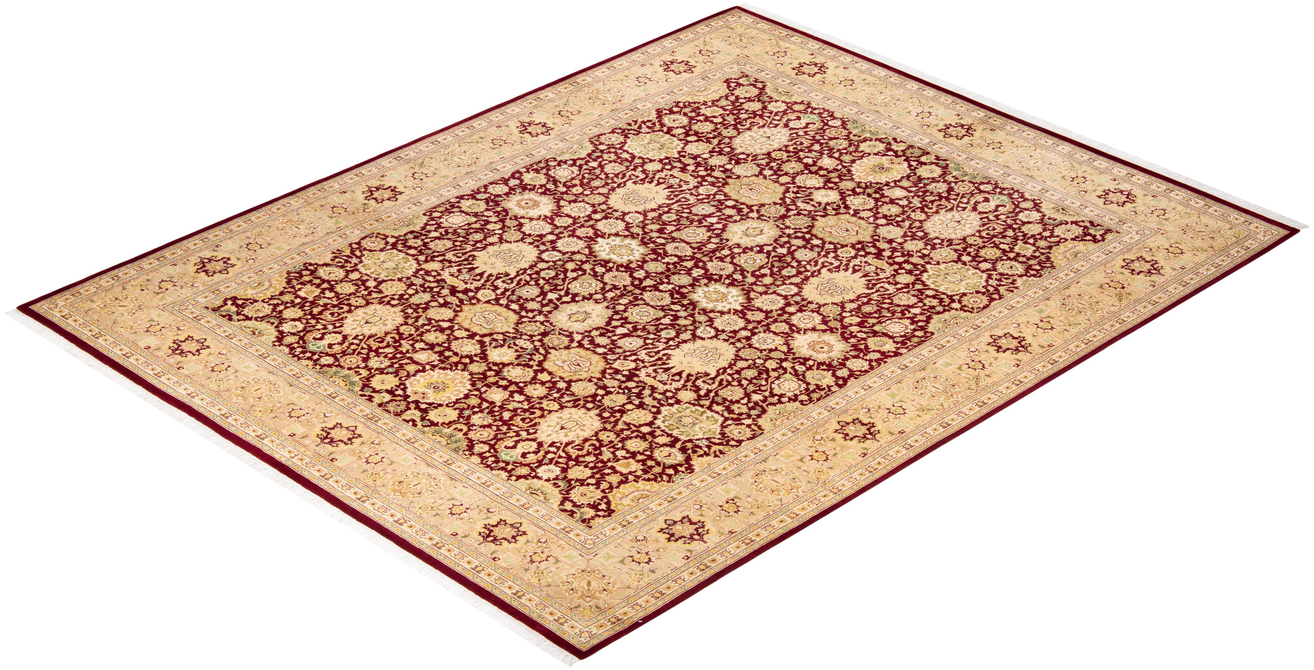 Avec leurs palettes discrètes et leurs motifs à l'envers, les tapis de la collection Mogul apporteront une sophistication intemporelle à n'importe quelle pièce. Influencés par un éventail de motifs turcs, indiens et persans, les artisans qui tissent
