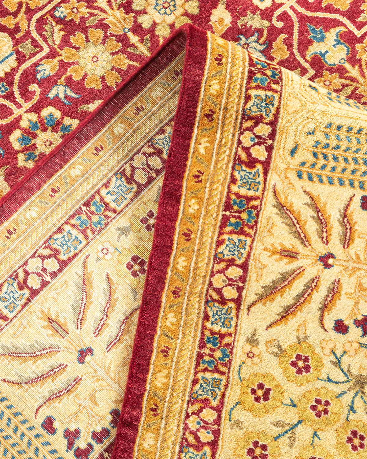 Pakistanais Tapis traditionnel Mogul rouge unique fait à la main, unique en son genre en vente