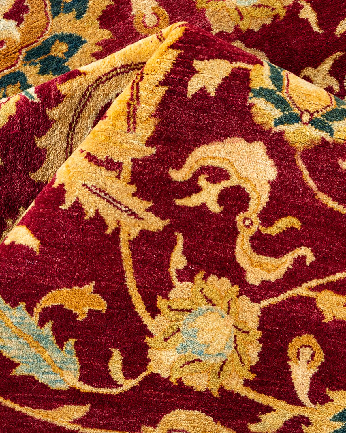 Pakistanais Tapis traditionnel Mogul rouge unique fait à la main, unique en son genre en vente