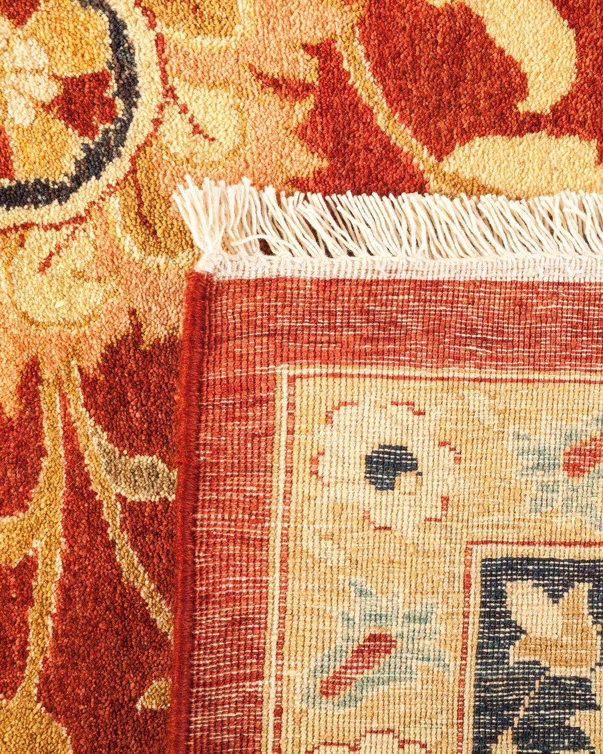 Handgefertigter, traditioneller Mogul-Roter Teppich, Unikat (Handgeknüpft) im Angebot