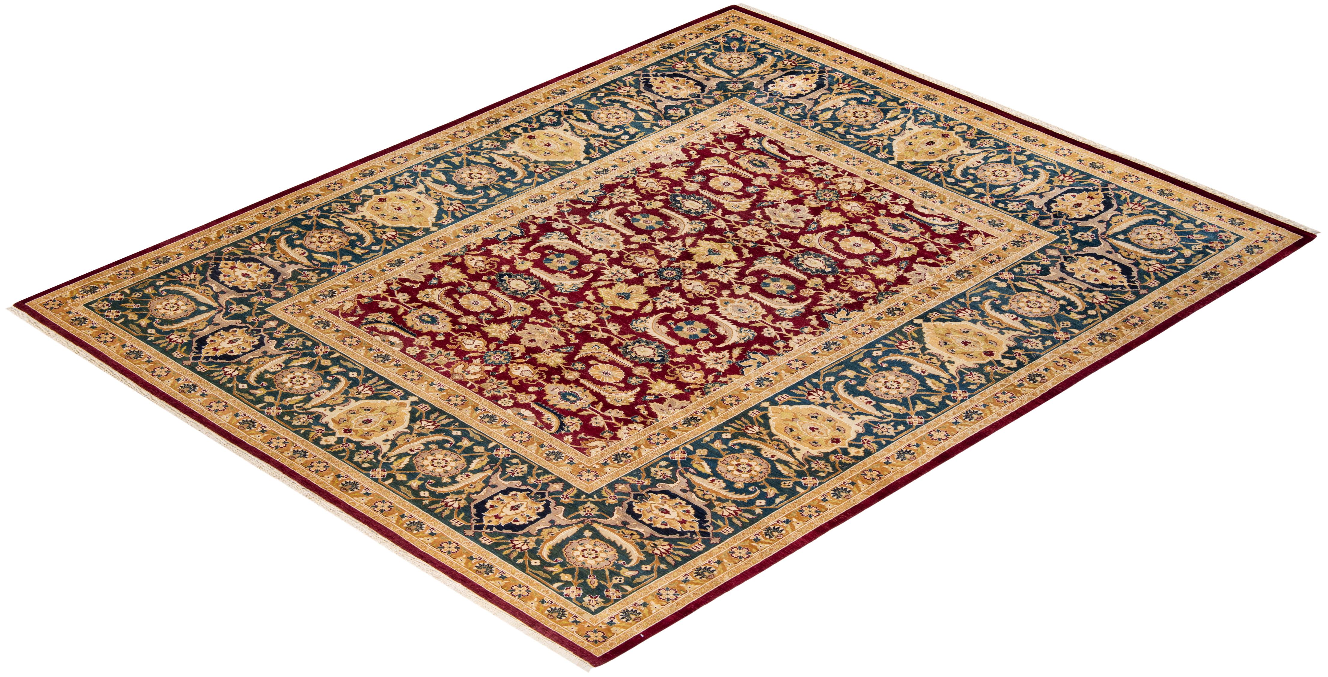 Avec leurs palettes discrètes et leurs motifs à l'envers, les tapis de la collection Mogul apporteront une sophistication intemporelle à n'importe quelle pièce. Influencés par un éventail de motifs turcs, indiens et persans, les artisans qui tissent