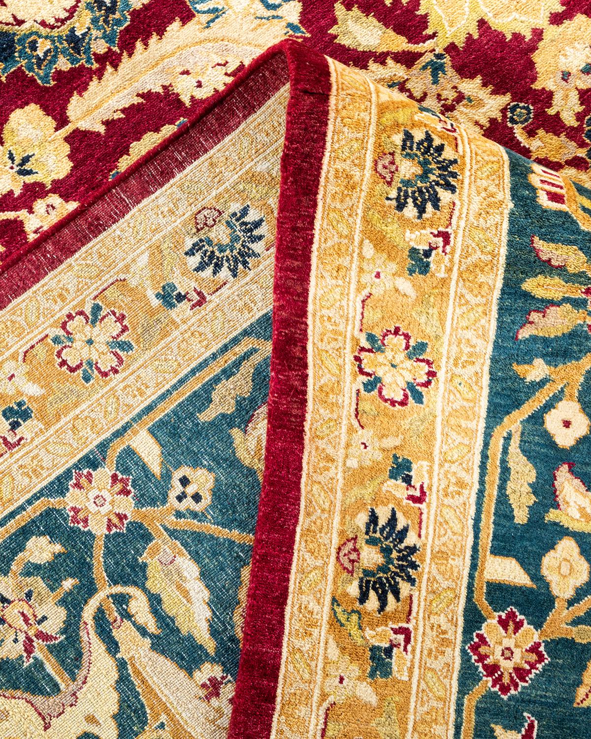 Pakistanais Tapis traditionnel Mogul rouge unique fait à la main, unique en son genre en vente