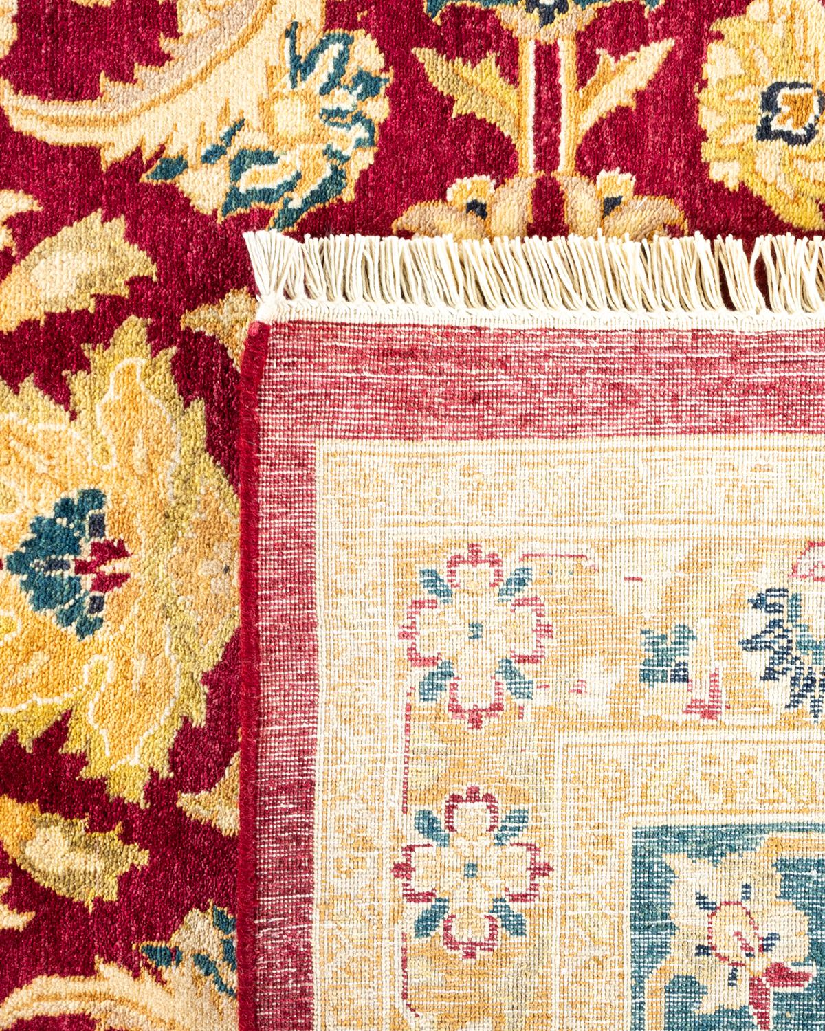 Noué à la main Tapis traditionnel Mogul rouge unique fait à la main, unique en son genre en vente