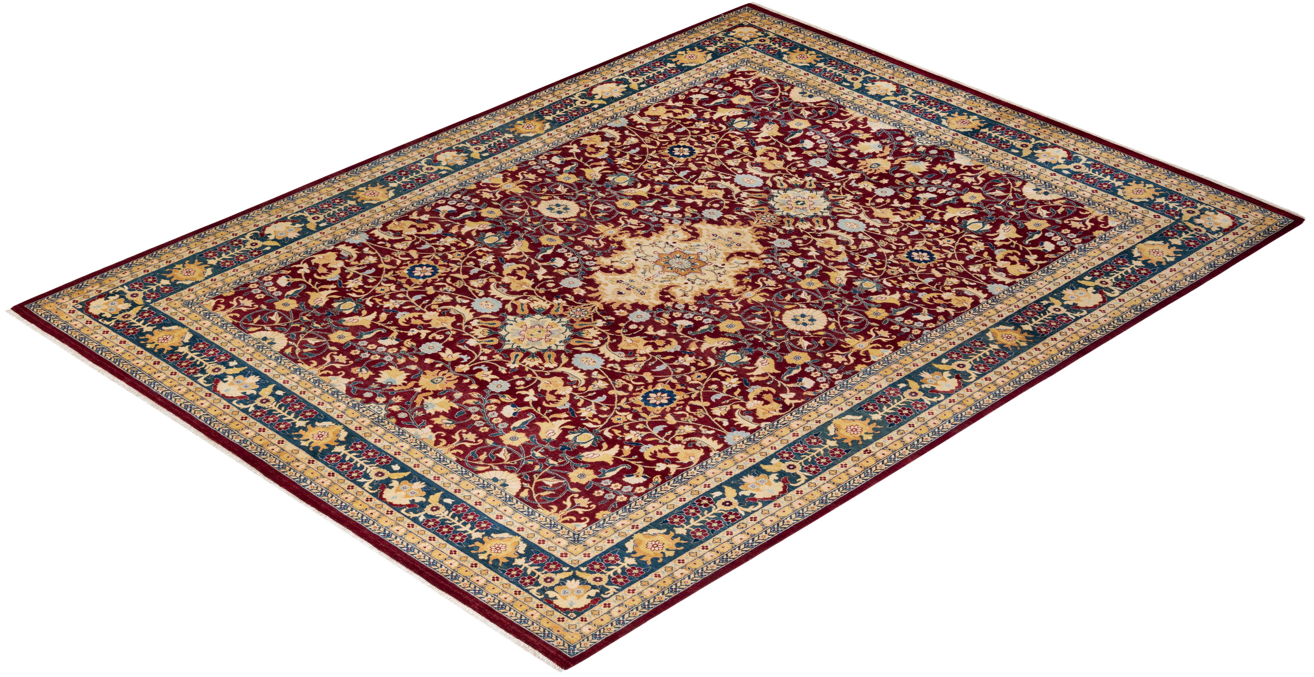 Avec leurs palettes discrètes et leurs motifs à l'envers, les tapis de la collection Mogul apporteront une sophistication intemporelle à n'importe quelle pièce. Influencés par un éventail de motifs turcs, indiens et persans, les artisans qui tissent