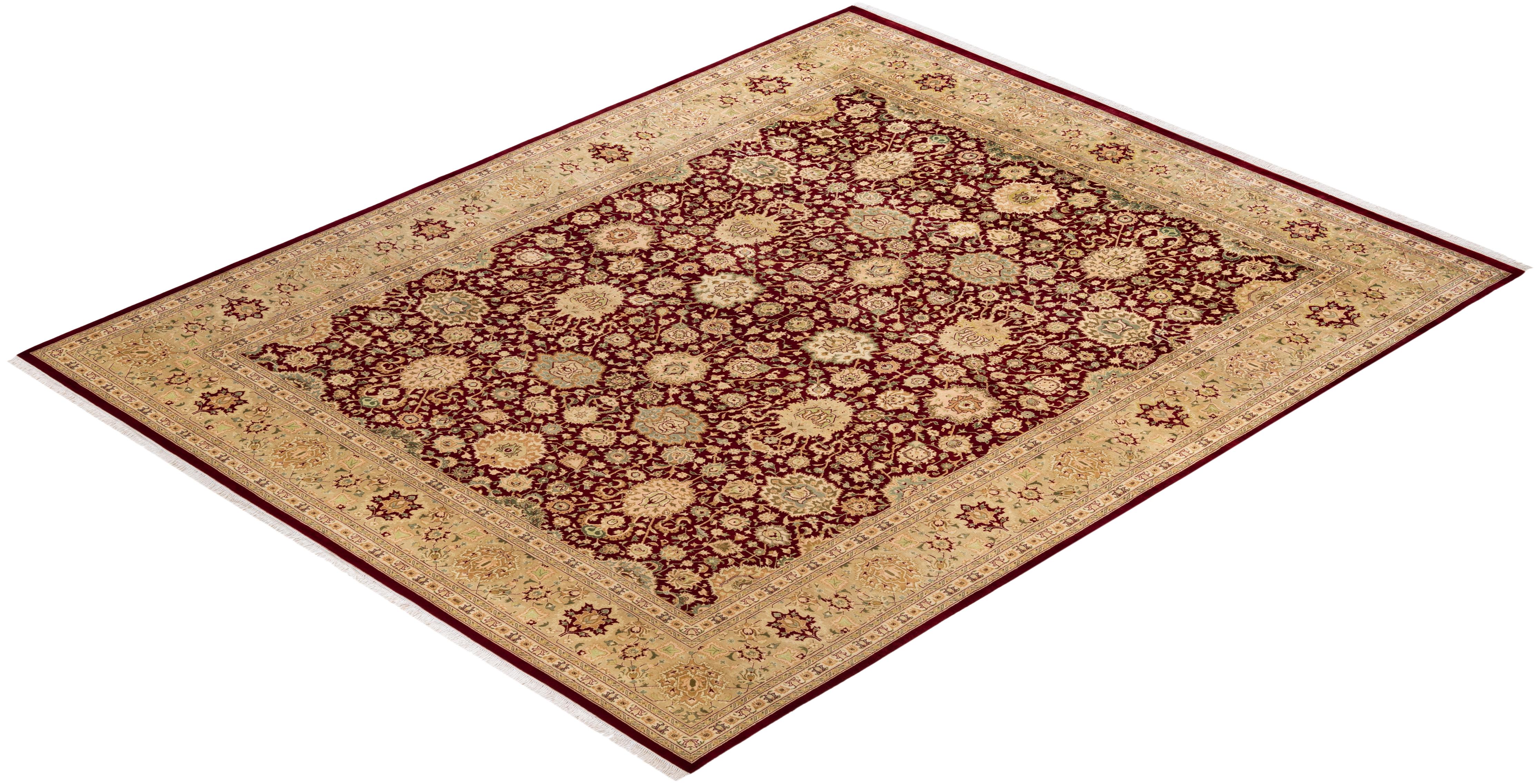 Avec leurs palettes discrètes et leurs motifs à l'envers, les tapis de la collection Mogul apporteront une sophistication intemporelle à n'importe quelle pièce. Influencés par un éventail de motifs turcs, indiens et persans, les artisans qui tissent