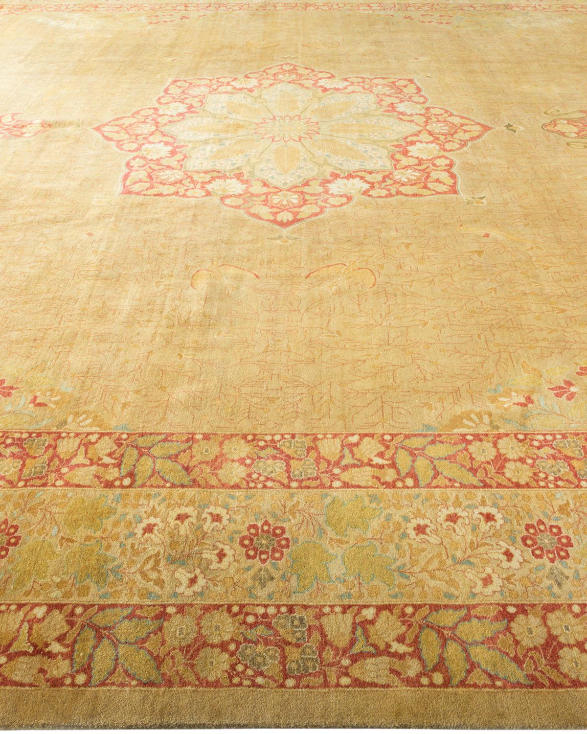 Tapis traditionnel Mogul jaune unique fait à la main, unique en son genre Neuf - En vente à Norwalk, CT