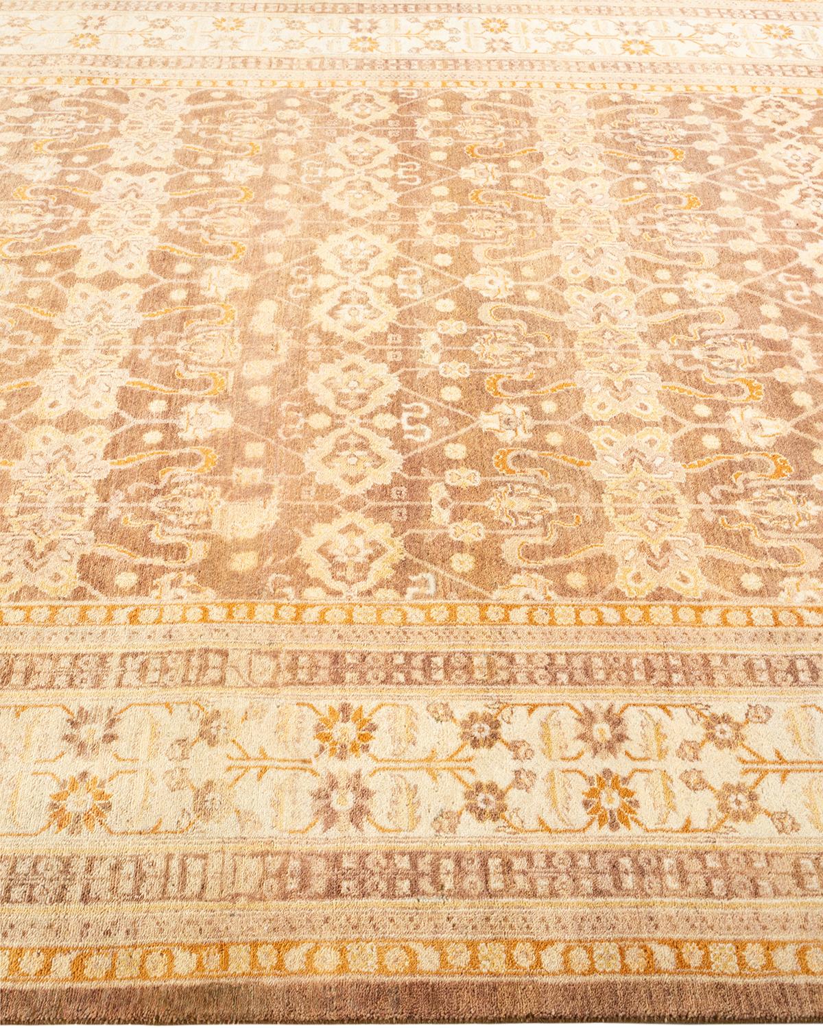 Tapis traditionnel Mogul jaune unique fait à la main, unique en son genre Neuf - En vente à Norwalk, CT
