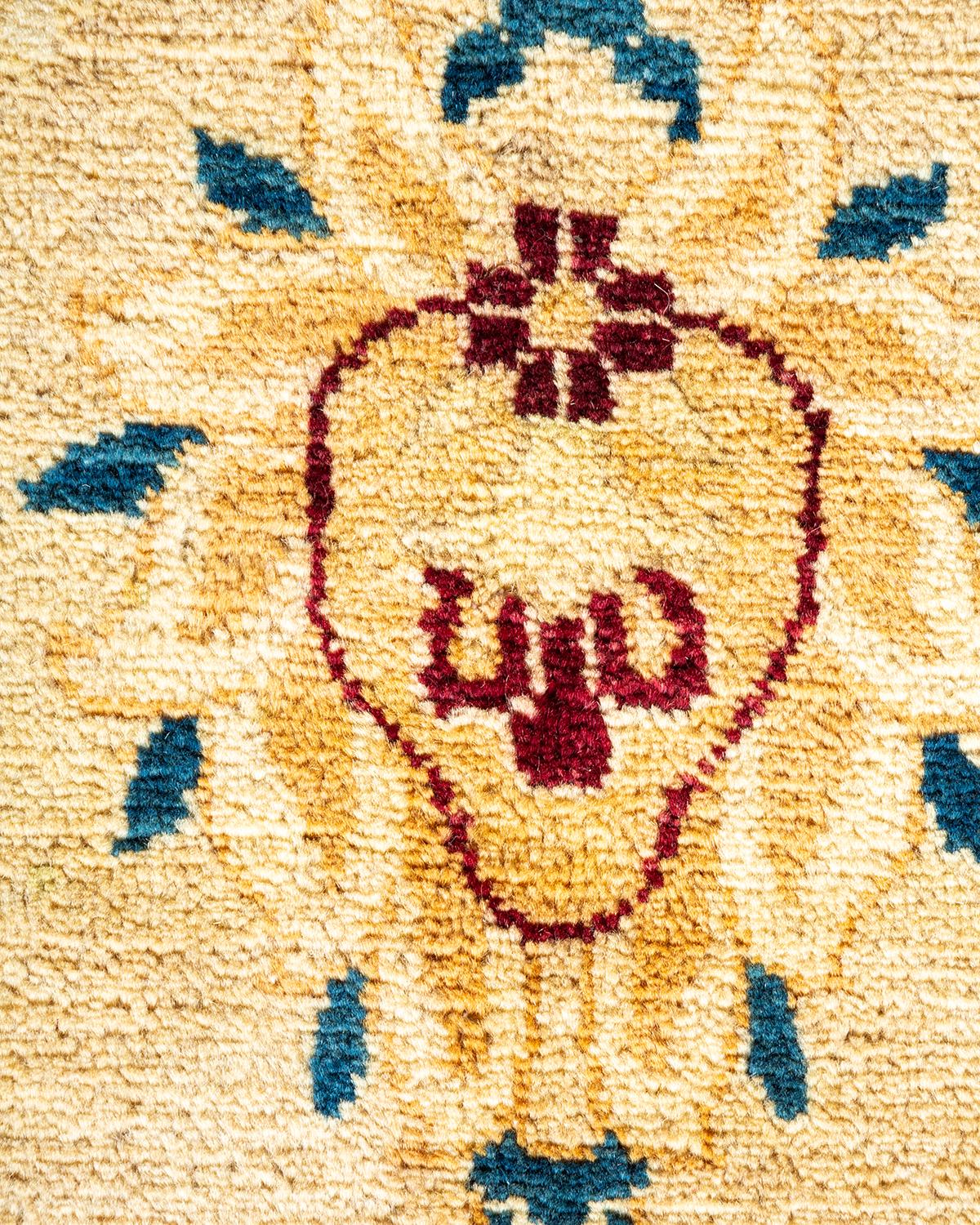 XXIe siècle et contemporain Tapis traditionnel Mogul jaune unique fait à la main, unique en son genre en vente