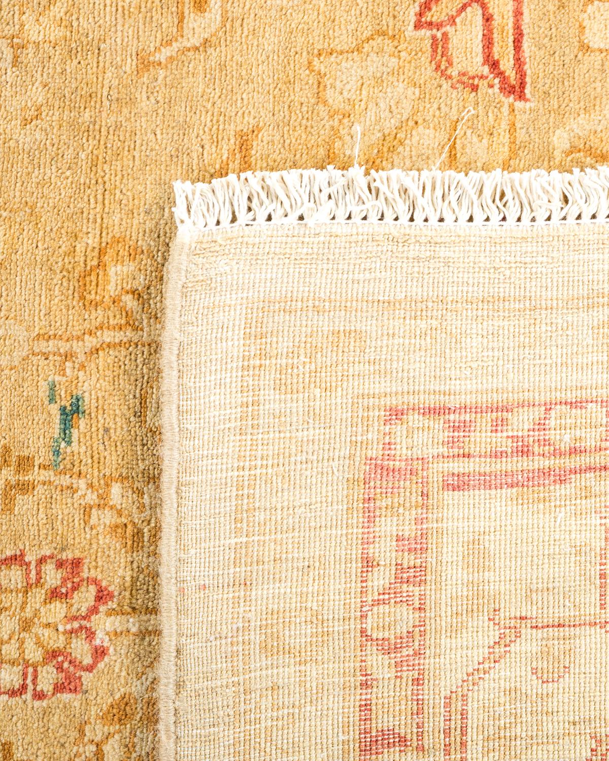 Noué à la main Tapis traditionnel Mogul jaune unique fait à la main, unique en son genre en vente