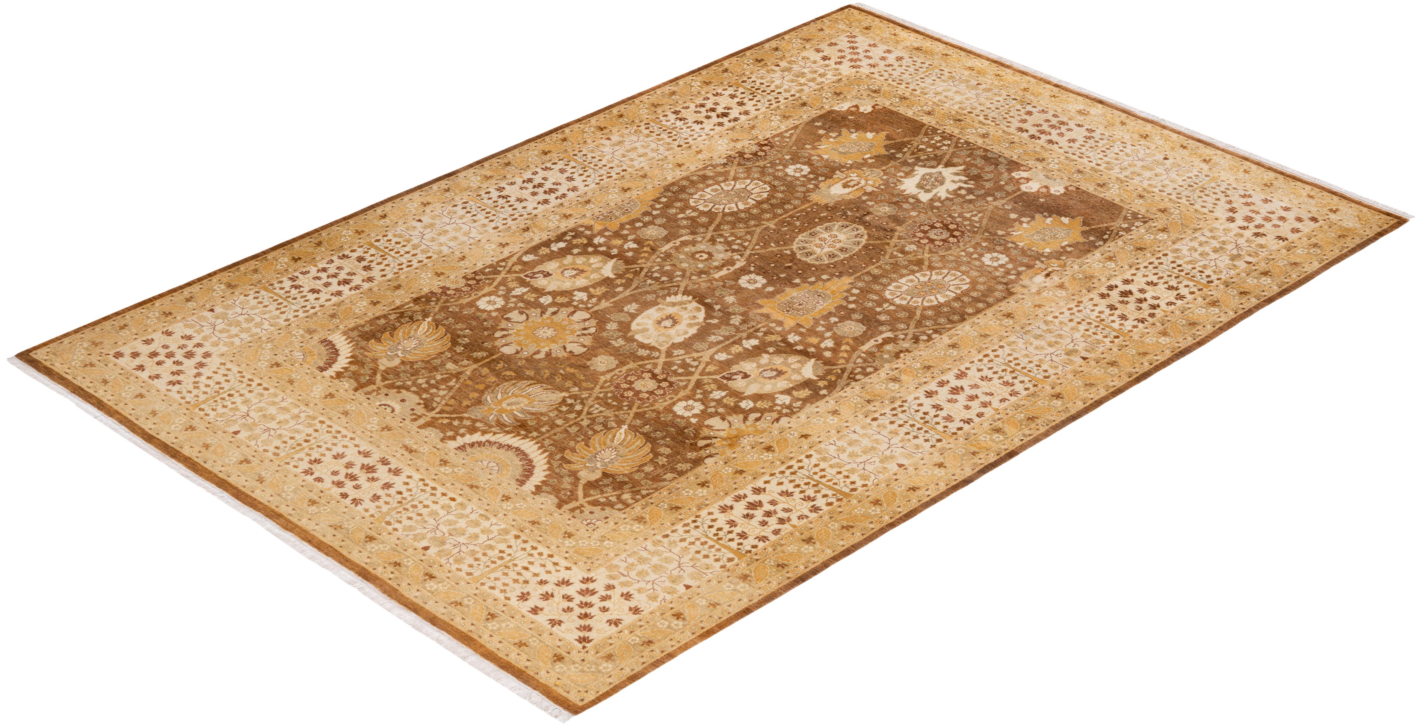 Avec leurs palettes discrètes et leurs motifs à l'envers, les tapis de la collection Mogul apporteront une sophistication intemporelle à n'importe quelle pièce. Influencés par un éventail de motifs turcs, indiens et persans, les artisans qui tissent