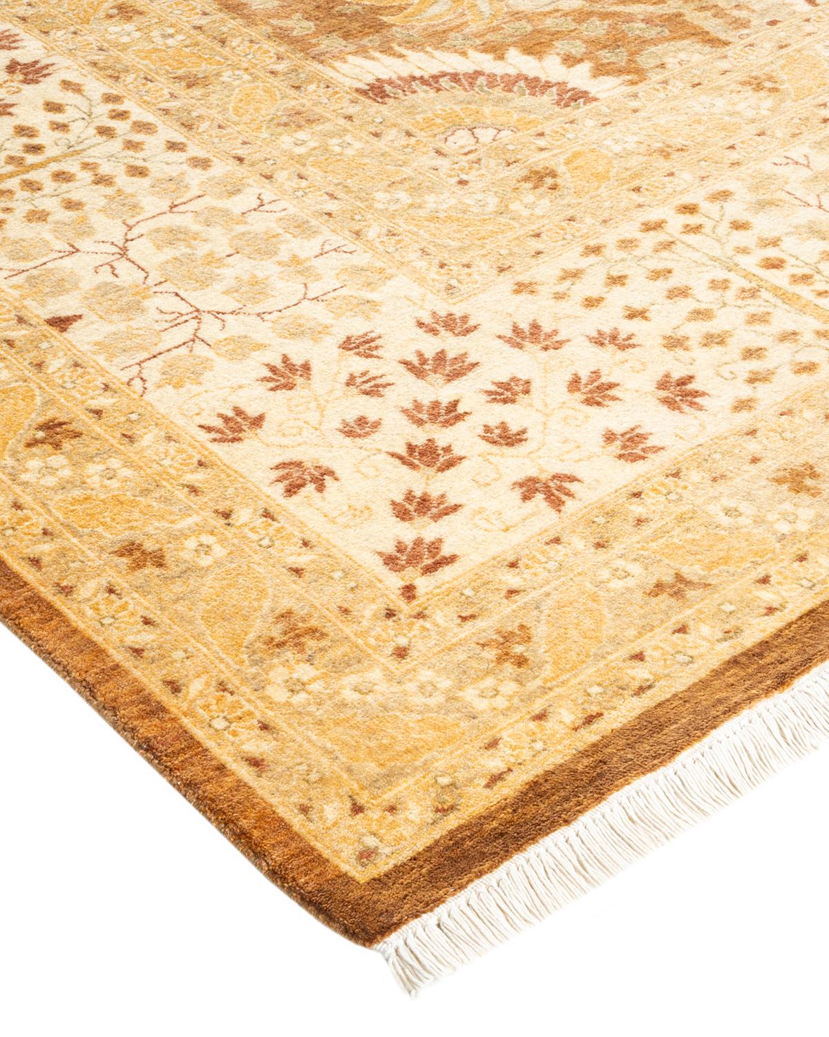 Tapis traditionnel Mogul jaune unique fait à la main, unique en son genre en vente 1