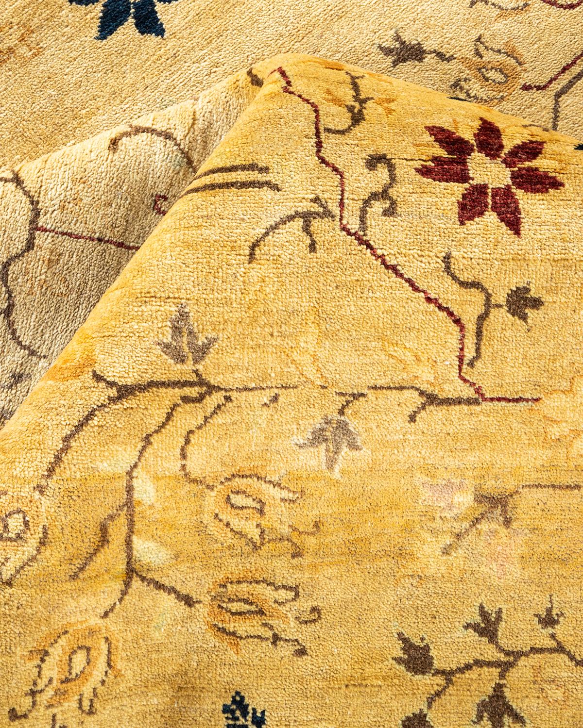 Autre Tapis traditionnel Mogul jaune unique fait à la main, unique en son genre en vente